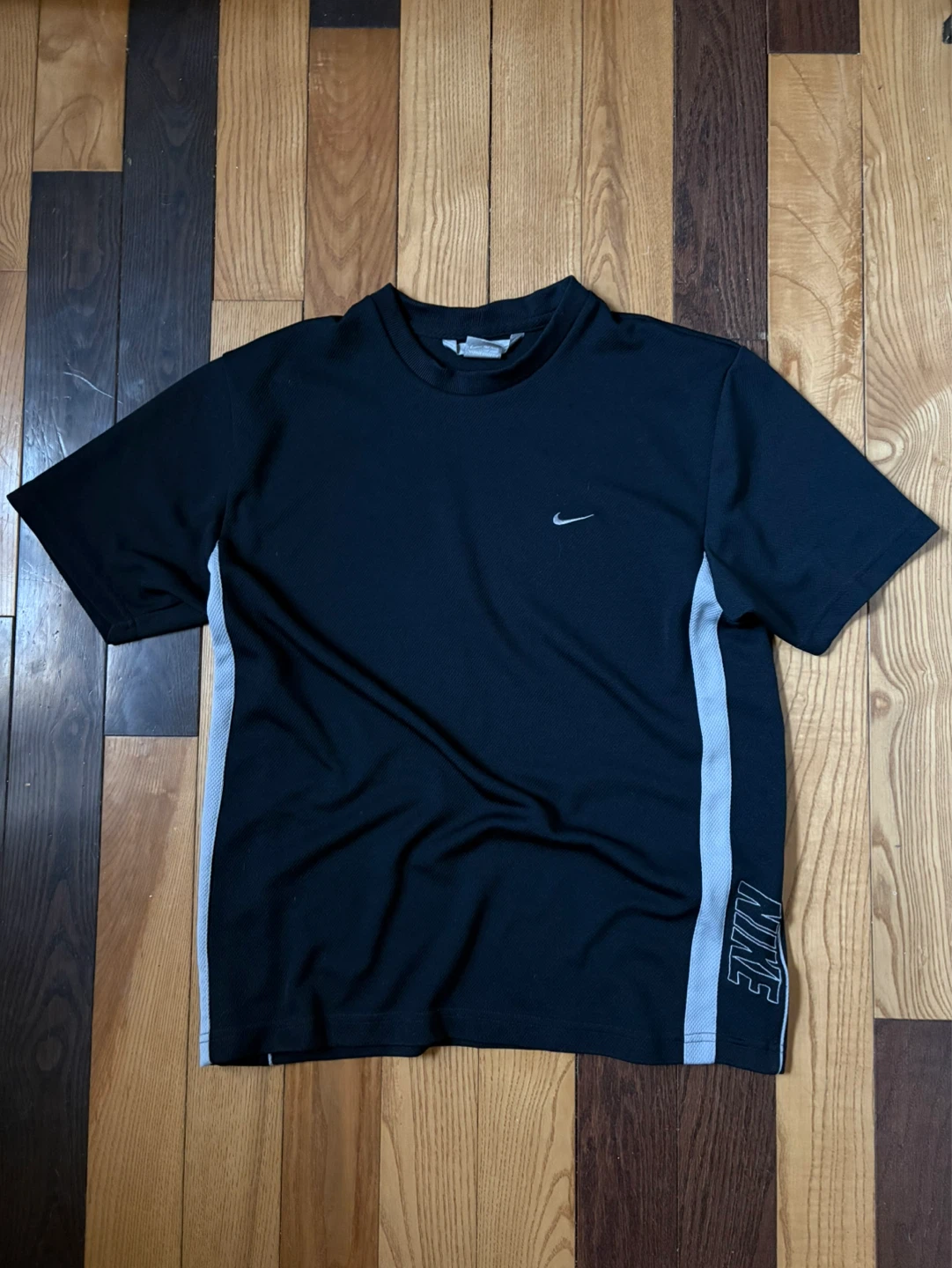 Vintage y2k Nike mini swoosh tee L - photo 3