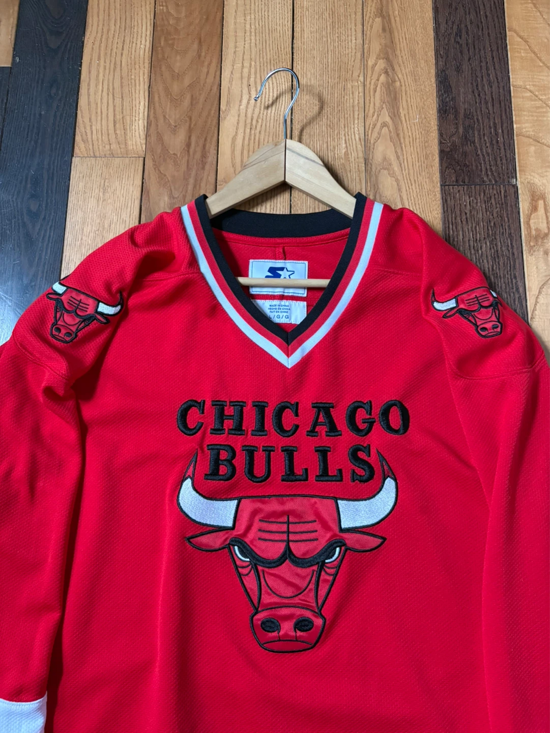 Chicago Bulls starter hockey jersey Michael Jordan bred - photo 3