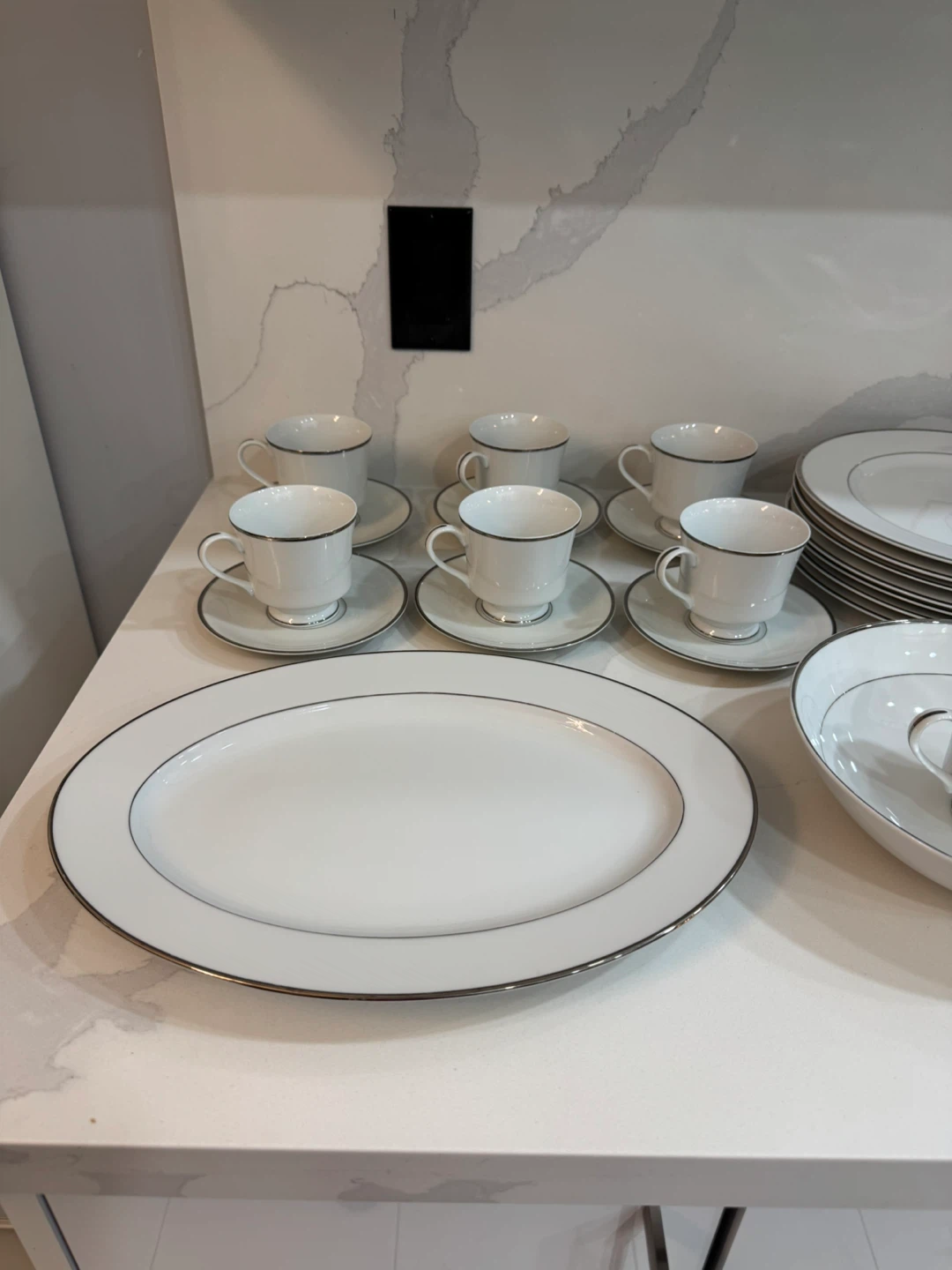 Nitto Solitude Fine China Dinnerware Set - photo 5
