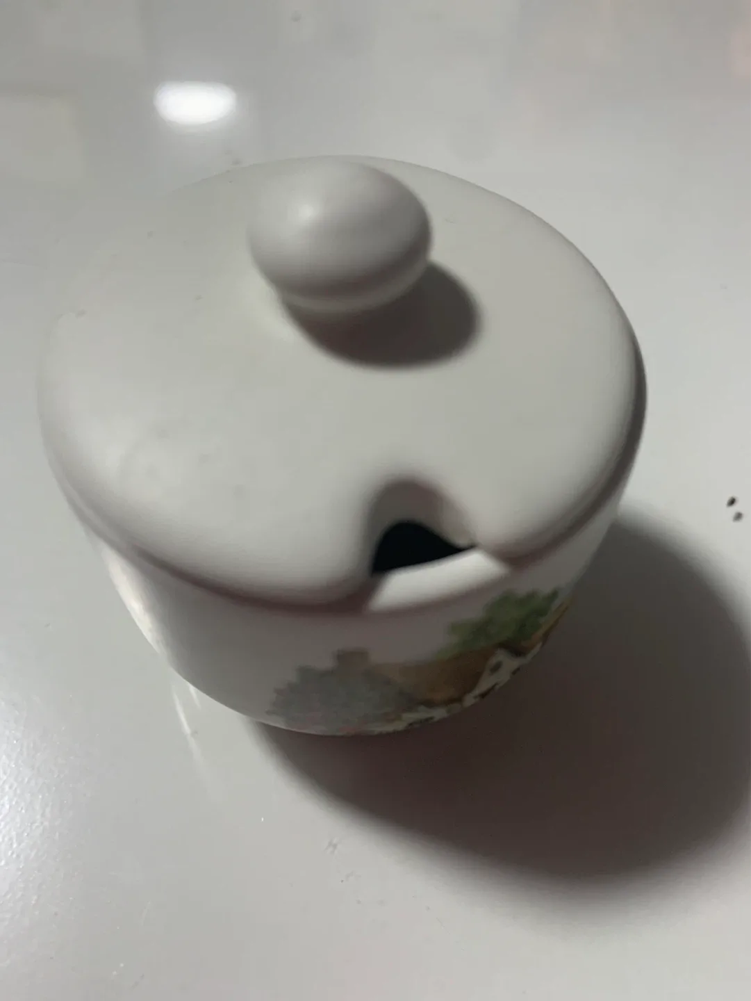 Ceramic lidded pot with cottage design - photo 2