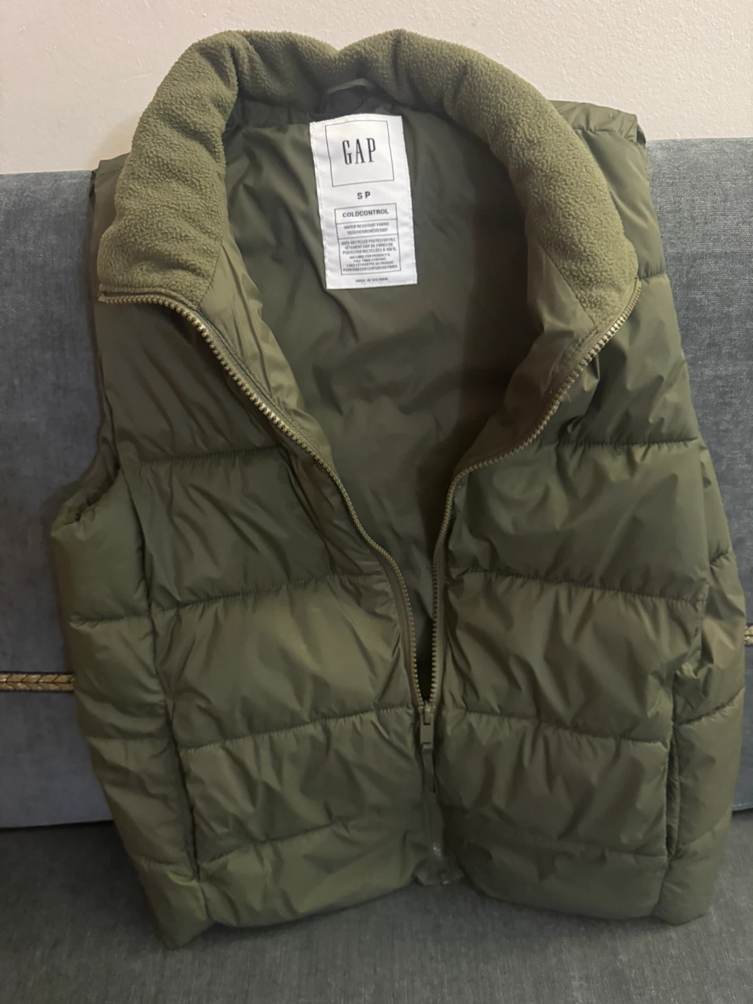 GAP Cold Control Puffer Vest - photo 2