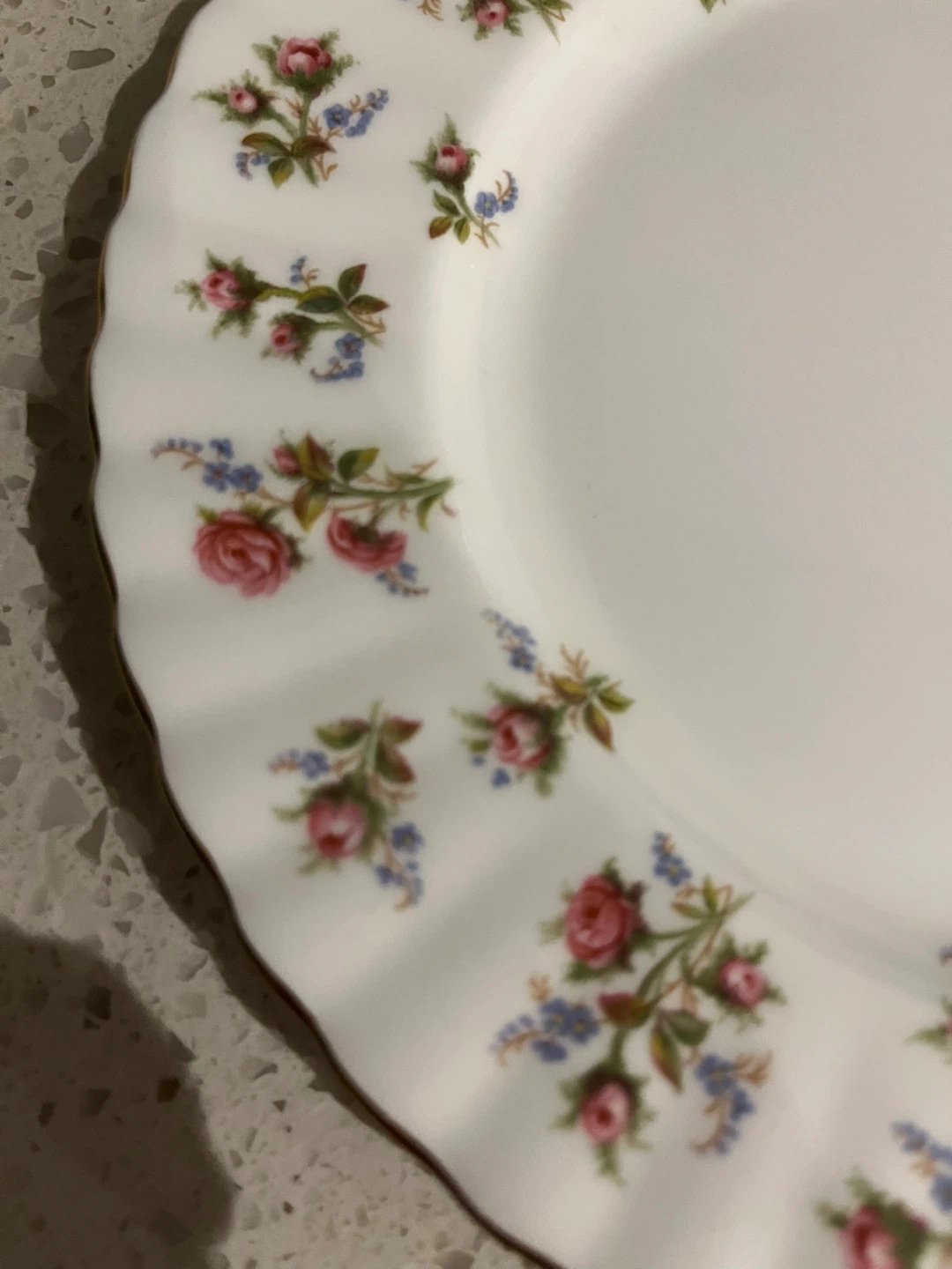 Royal Albert Winsome Bone China Plate - photo 2
