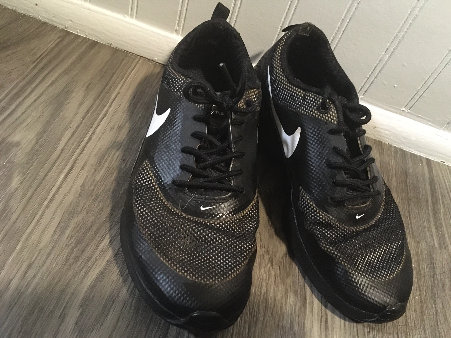 Nike Women's Thea Running Shoes Black White Size 7.5