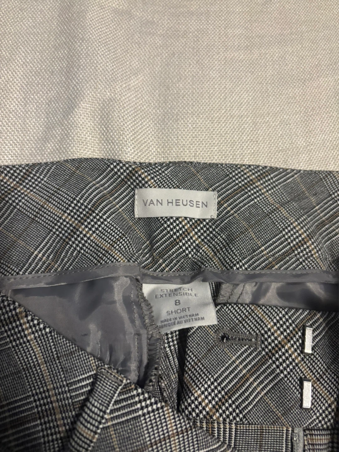 Van Heusen Plaid Dress Pants Size 8 Short - photo 2