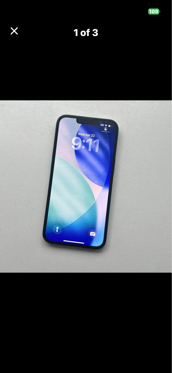 Apple iPhone 13 with case - photo 3