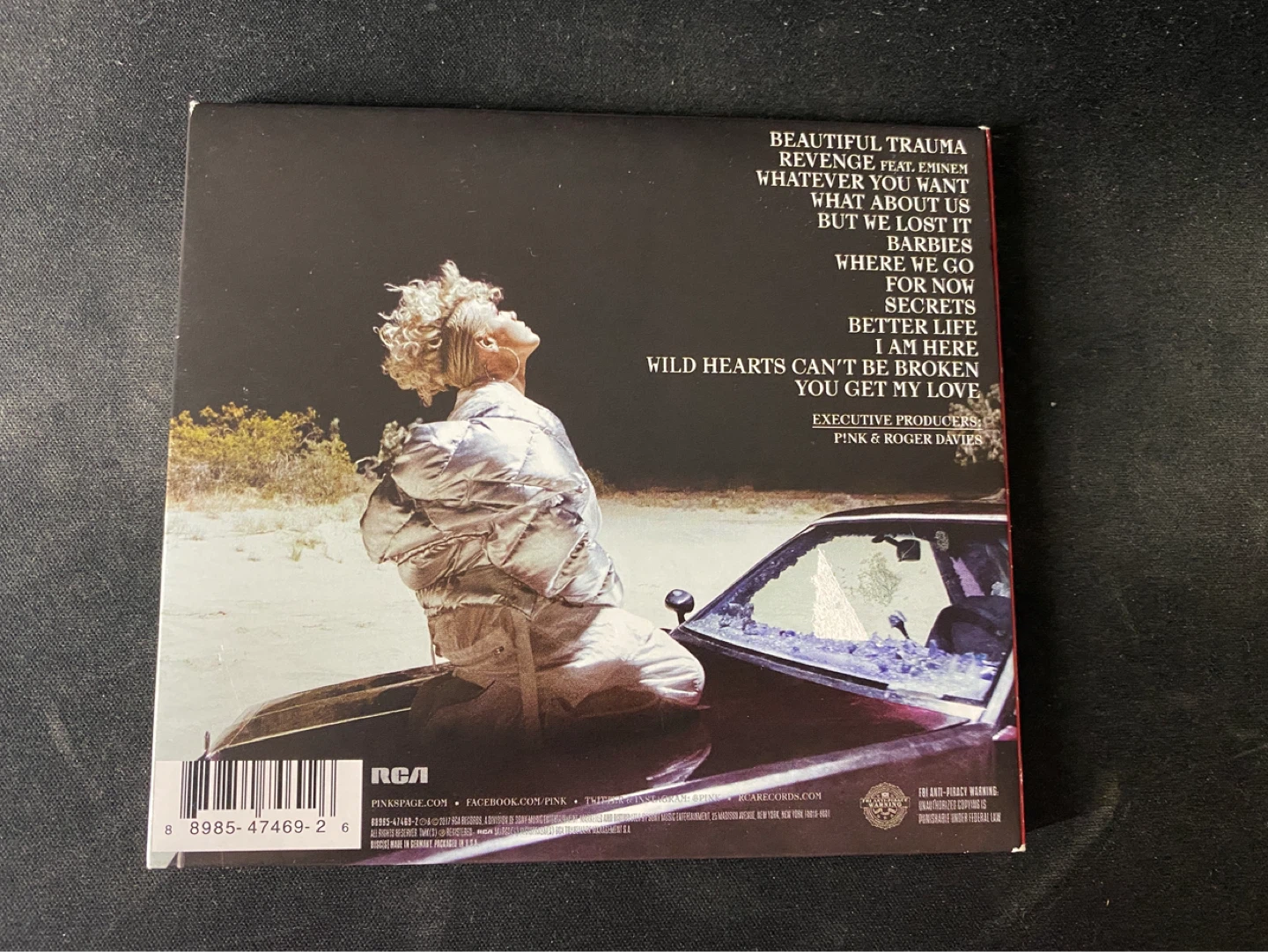 P!NK Beautiful Trauma CD - photo 4