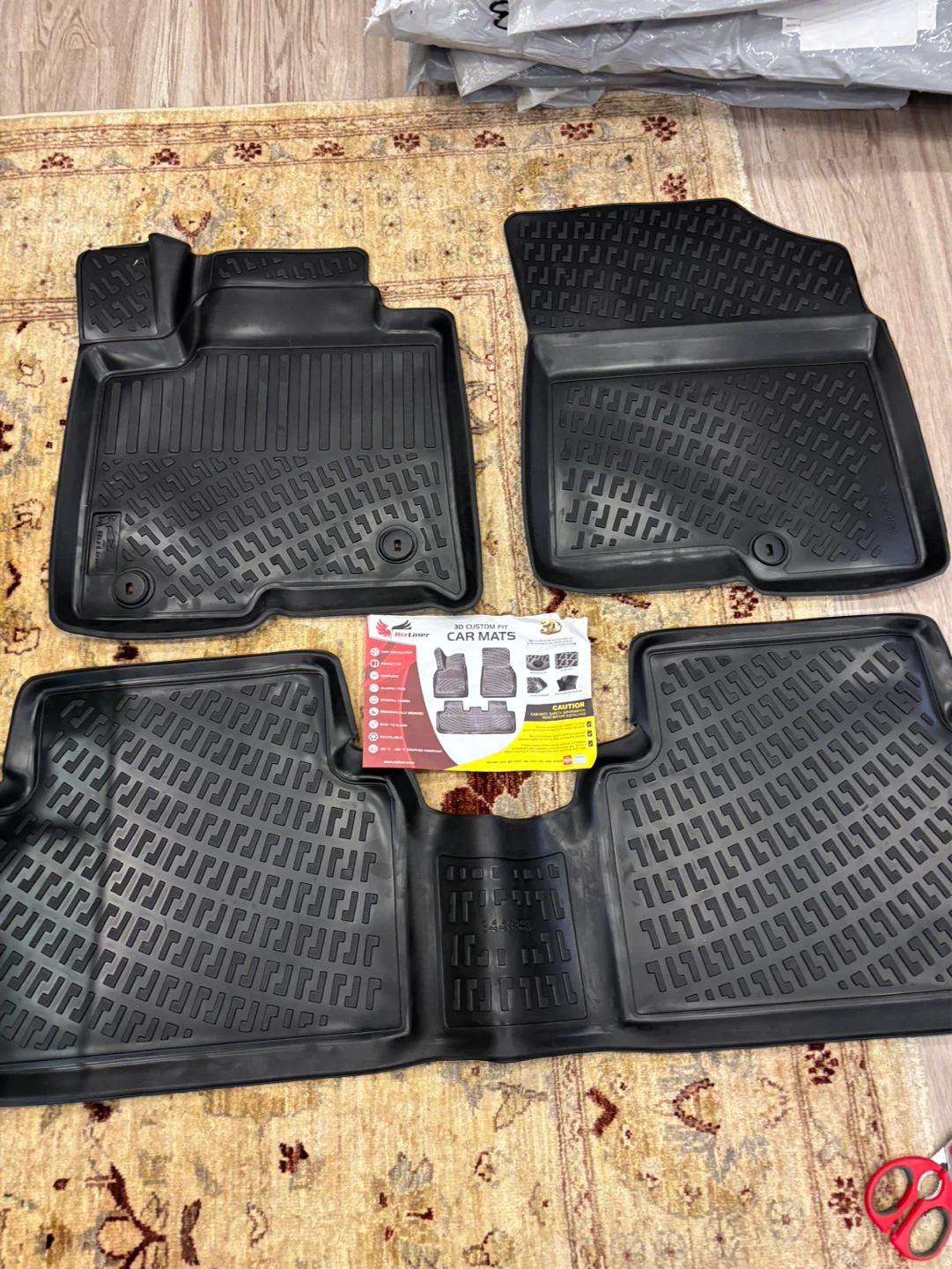 Kia Sorento  rubber mats(2021-2024 Non-Hybrid) - photo 3