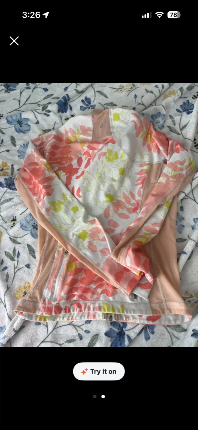 Lululemon Floral Zip-Up Jacket - photo 3