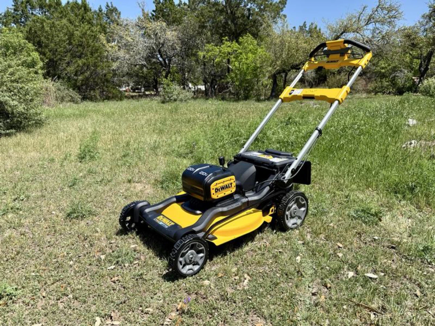 DeWalt 2x20V Brushless Self-Propelled Mower - photo 2