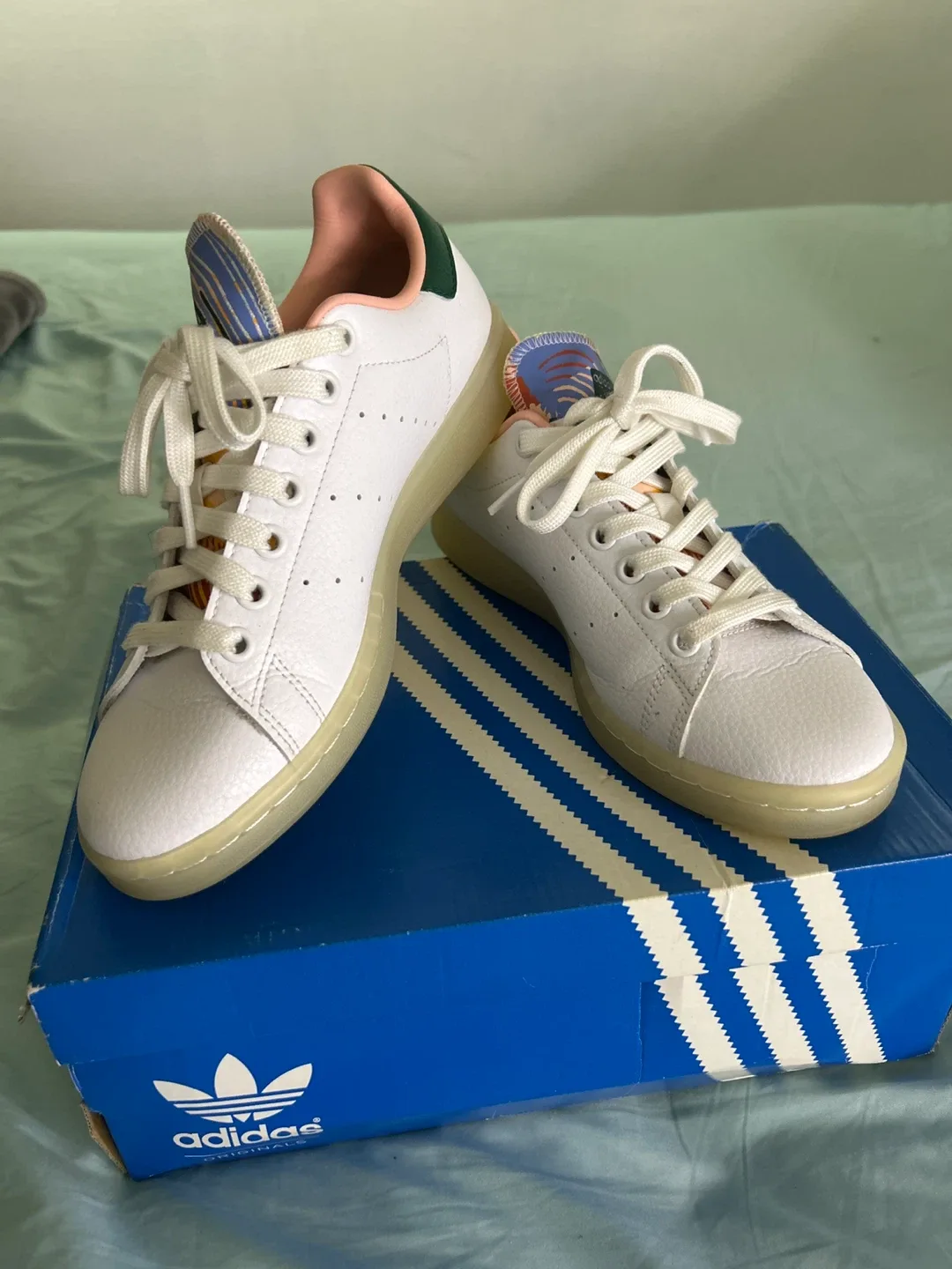 Adidas Stan Smith White Green Pink Sneakers 🌱