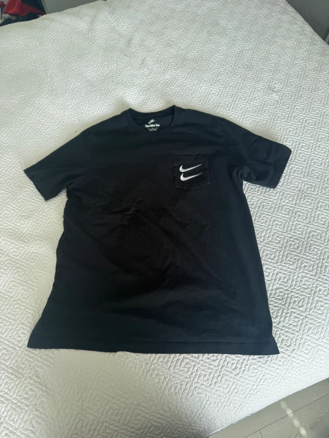 Nike Double Swoosh Pocket T-Shirt
