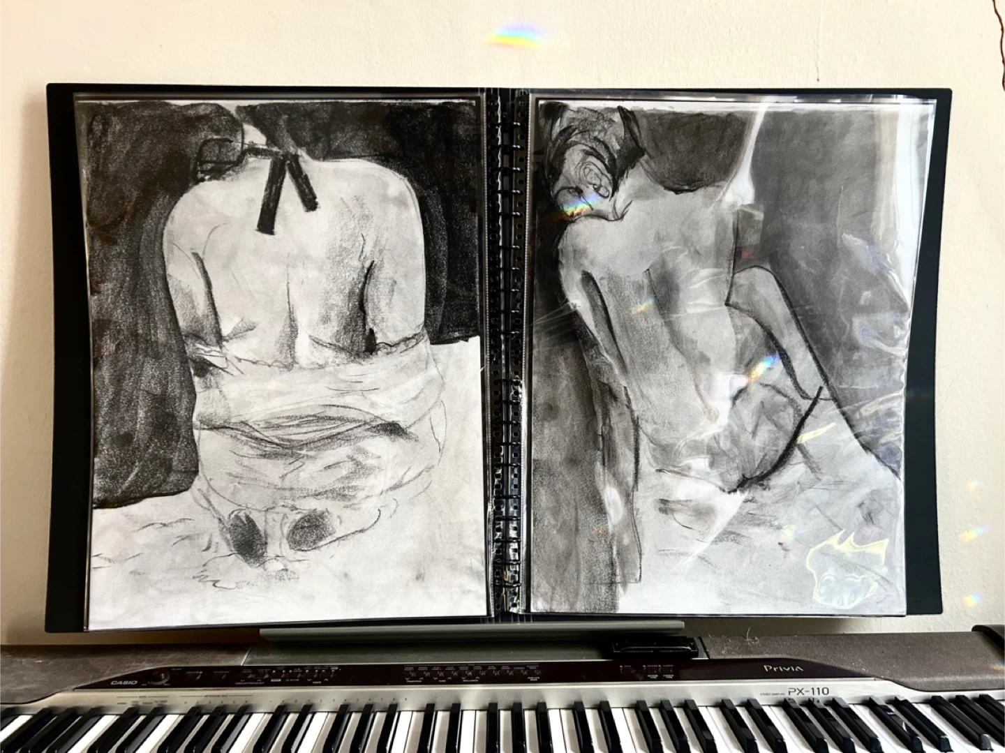 Female Figure Study - Original Charcoal Drawing - 18x24 🌱 - photo 3