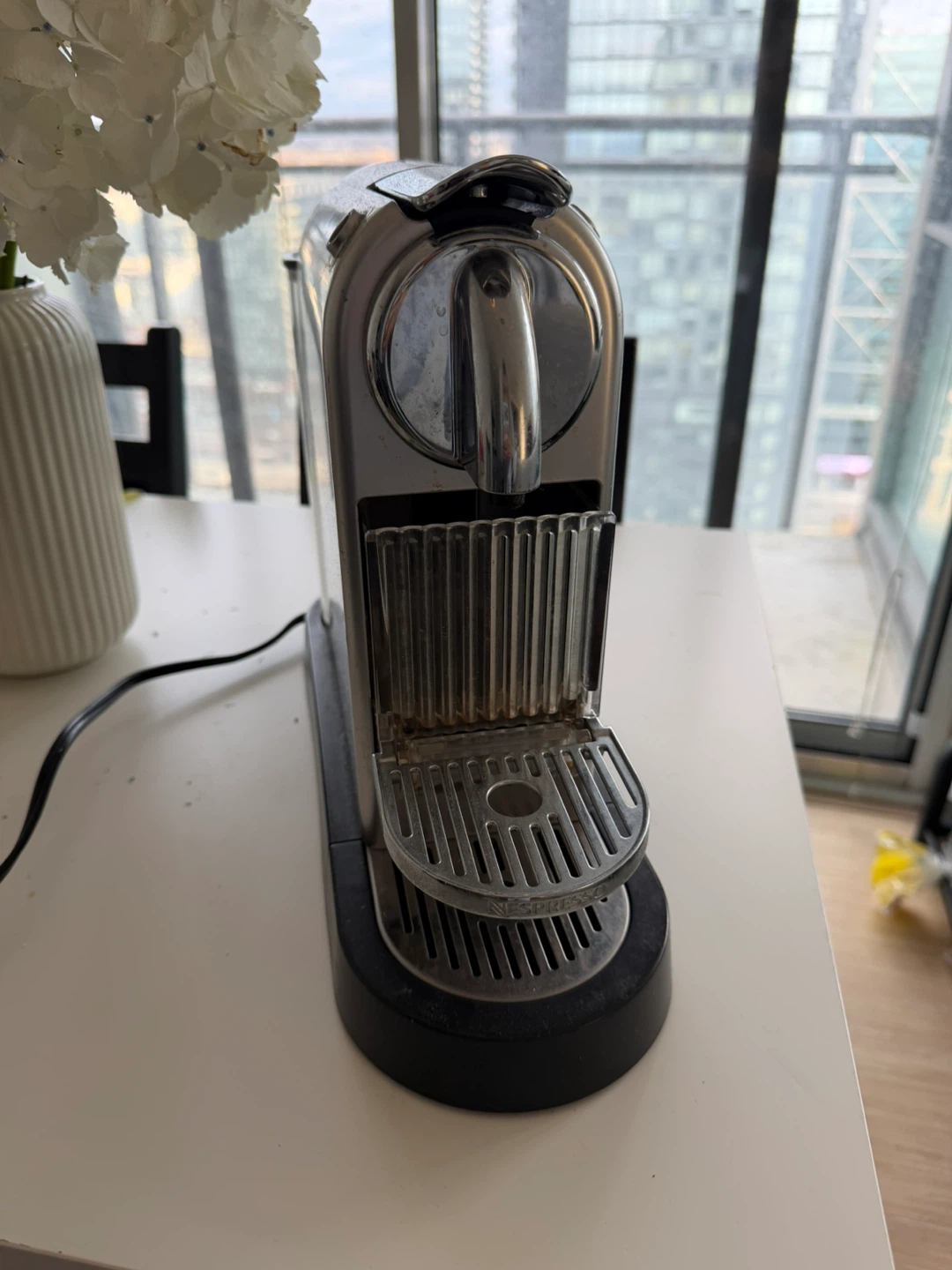Nespresso Original Citiz in Platnium