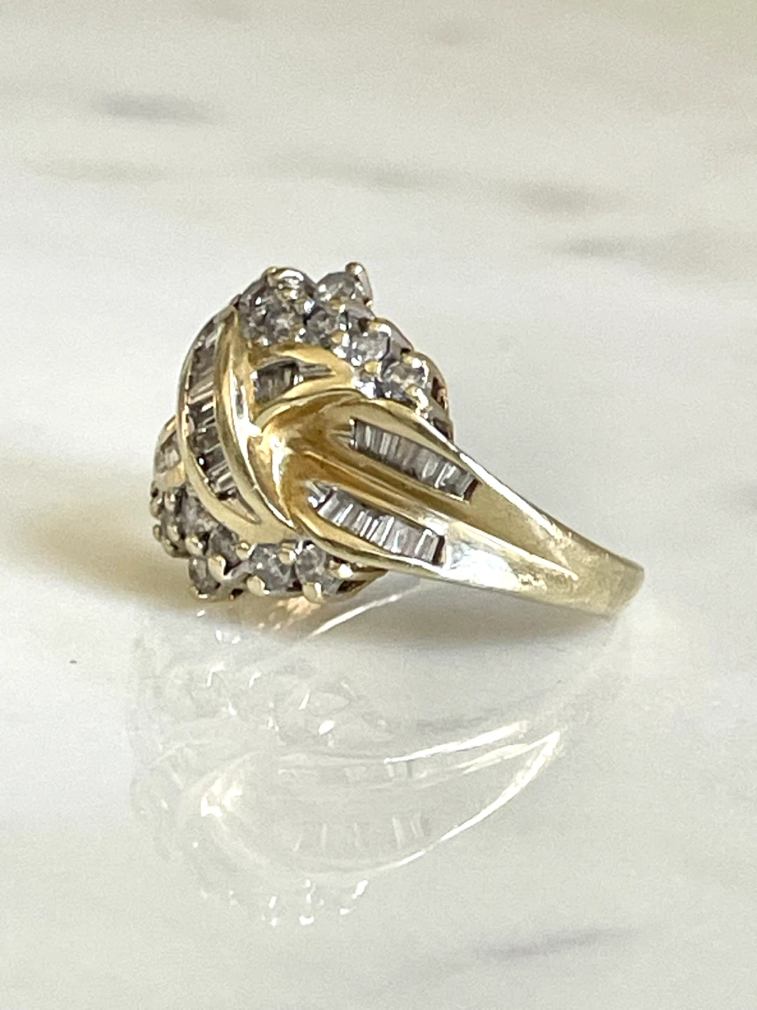 STUNNING Diamond Gold Ring - Natural Diamonds - photo 4