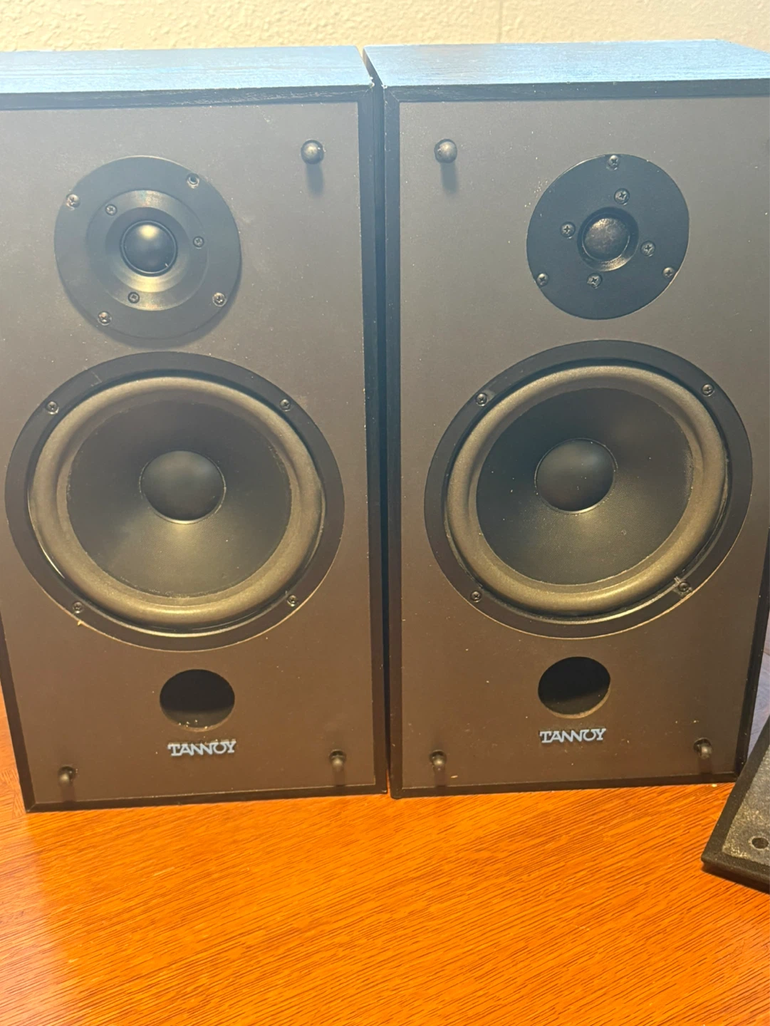 Tannoy C-8 Bookshelf Speakers