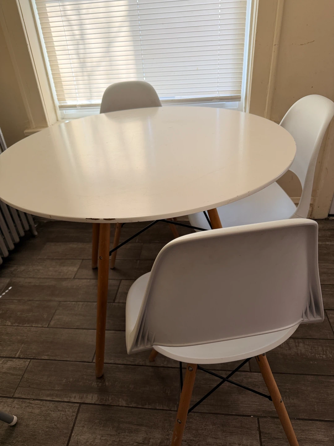 Round White Dining Table with 4 Chairs - photo 3