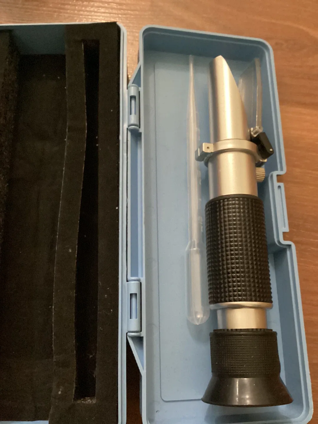 Portable Refractometer with ATC - photo 3