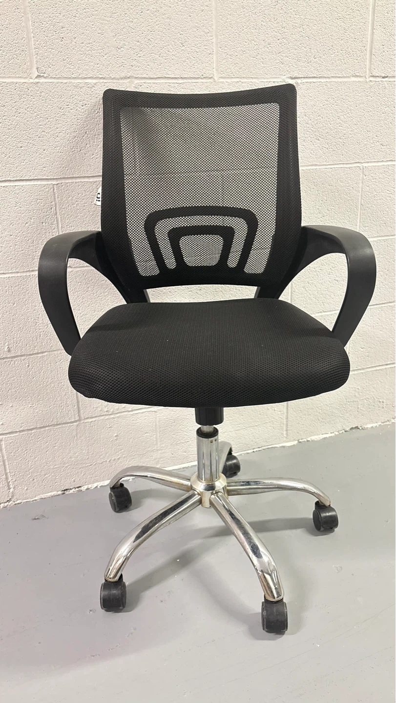 Black Mesh Office Chair with Wheels