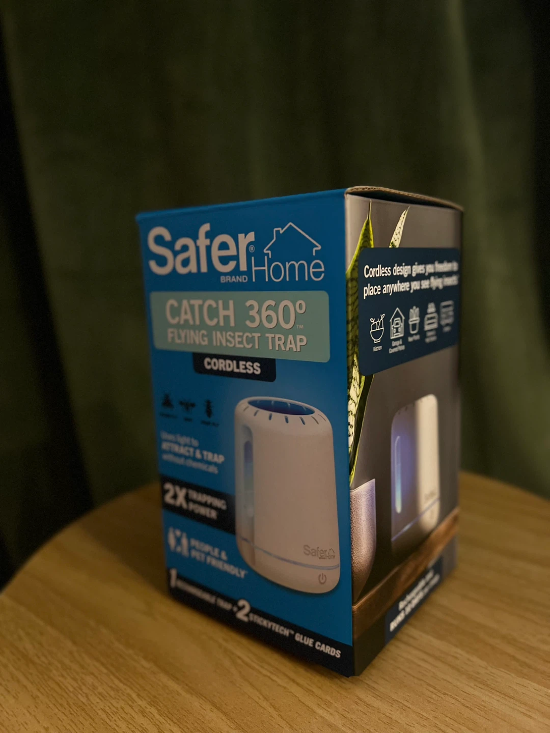 Cordless Flying Insect Trap - photo 5