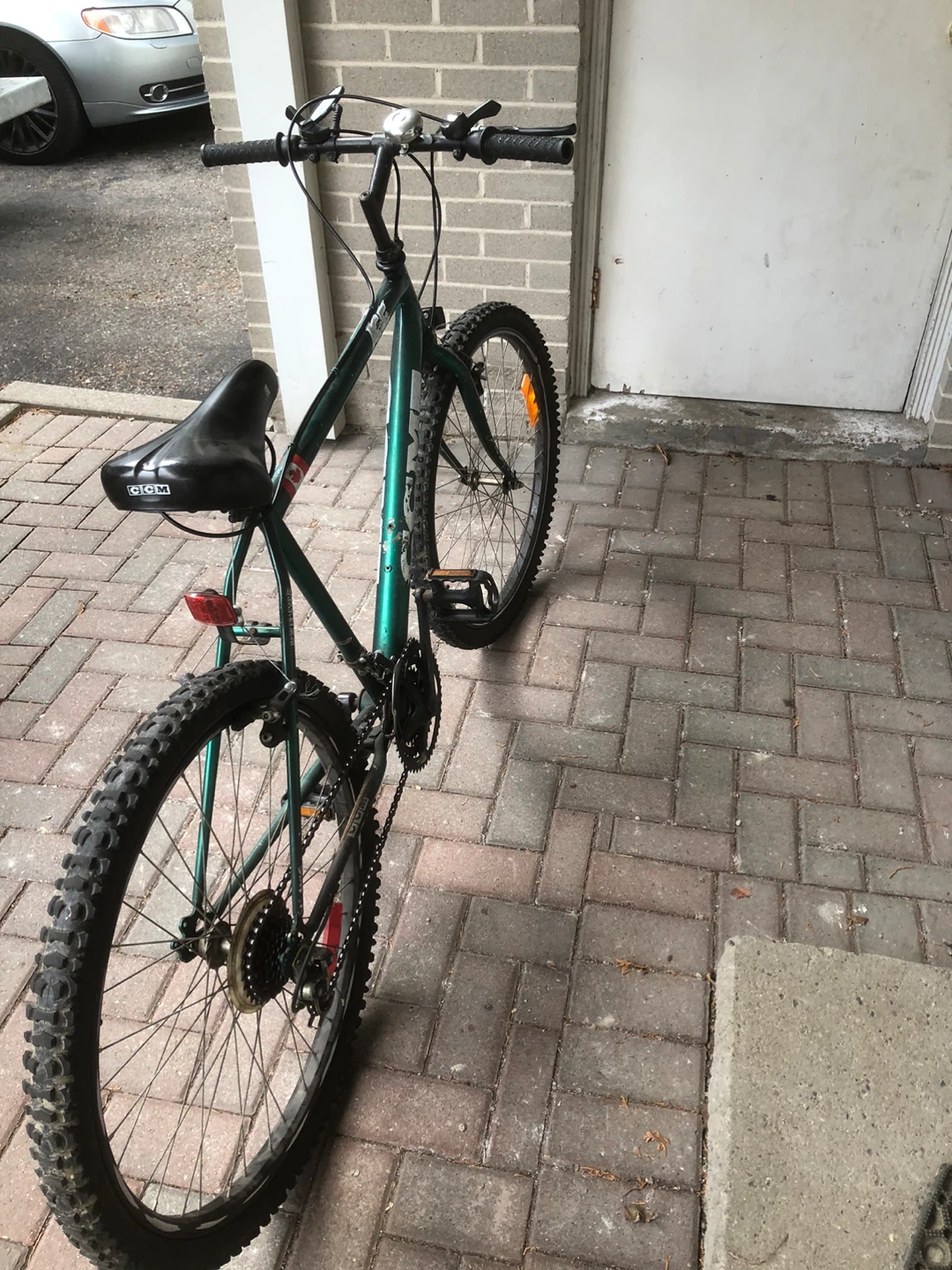 Green CCM Mountain Bike - photo 2