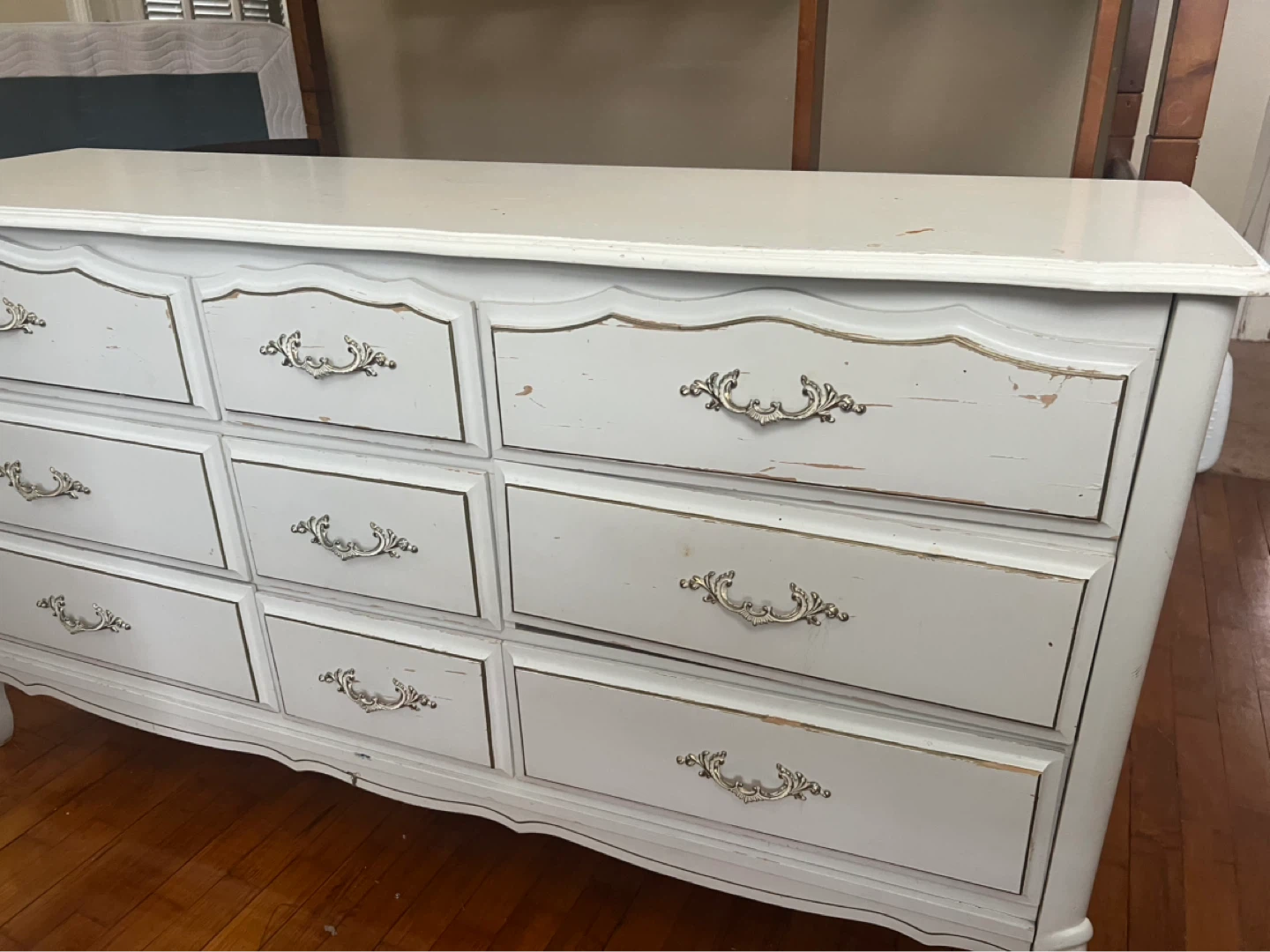 French Provincial Style Triple Dresser - photo 3