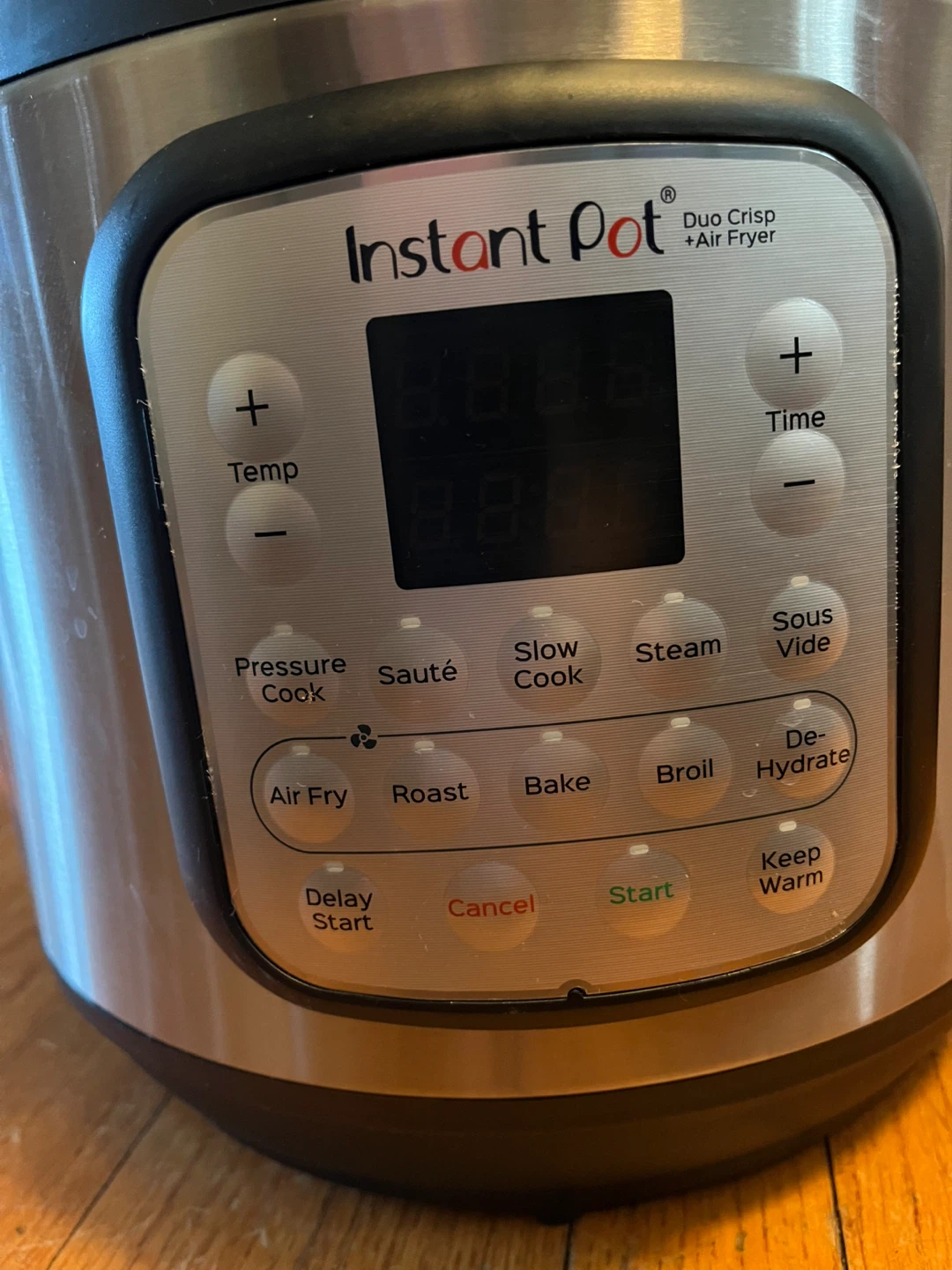 Duo Crisp 8 Quart + Air Fryer