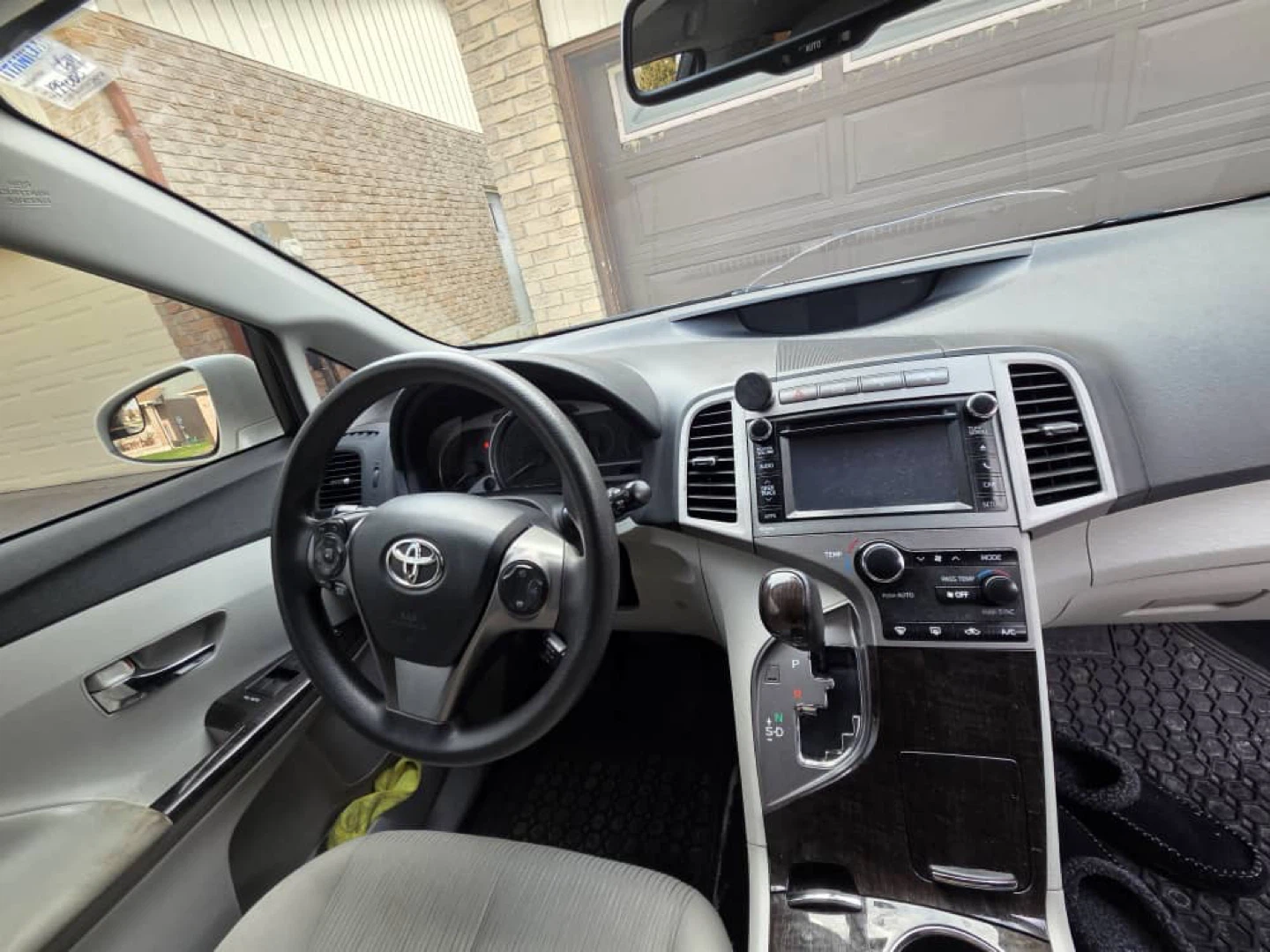 White Toyota Venza 2013 AWD - photo 5