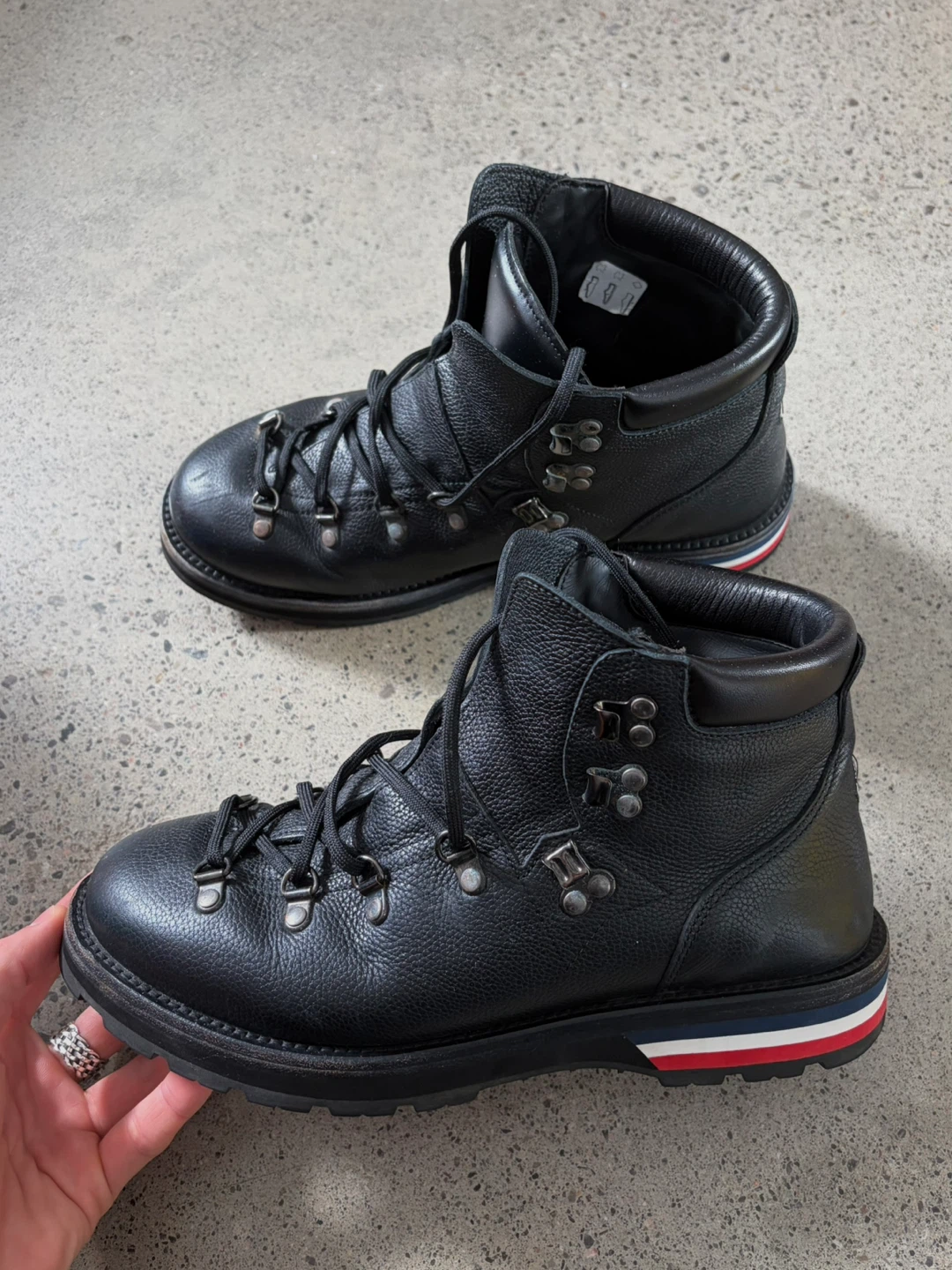 Moncler hiking boots made in Italy - photo 2