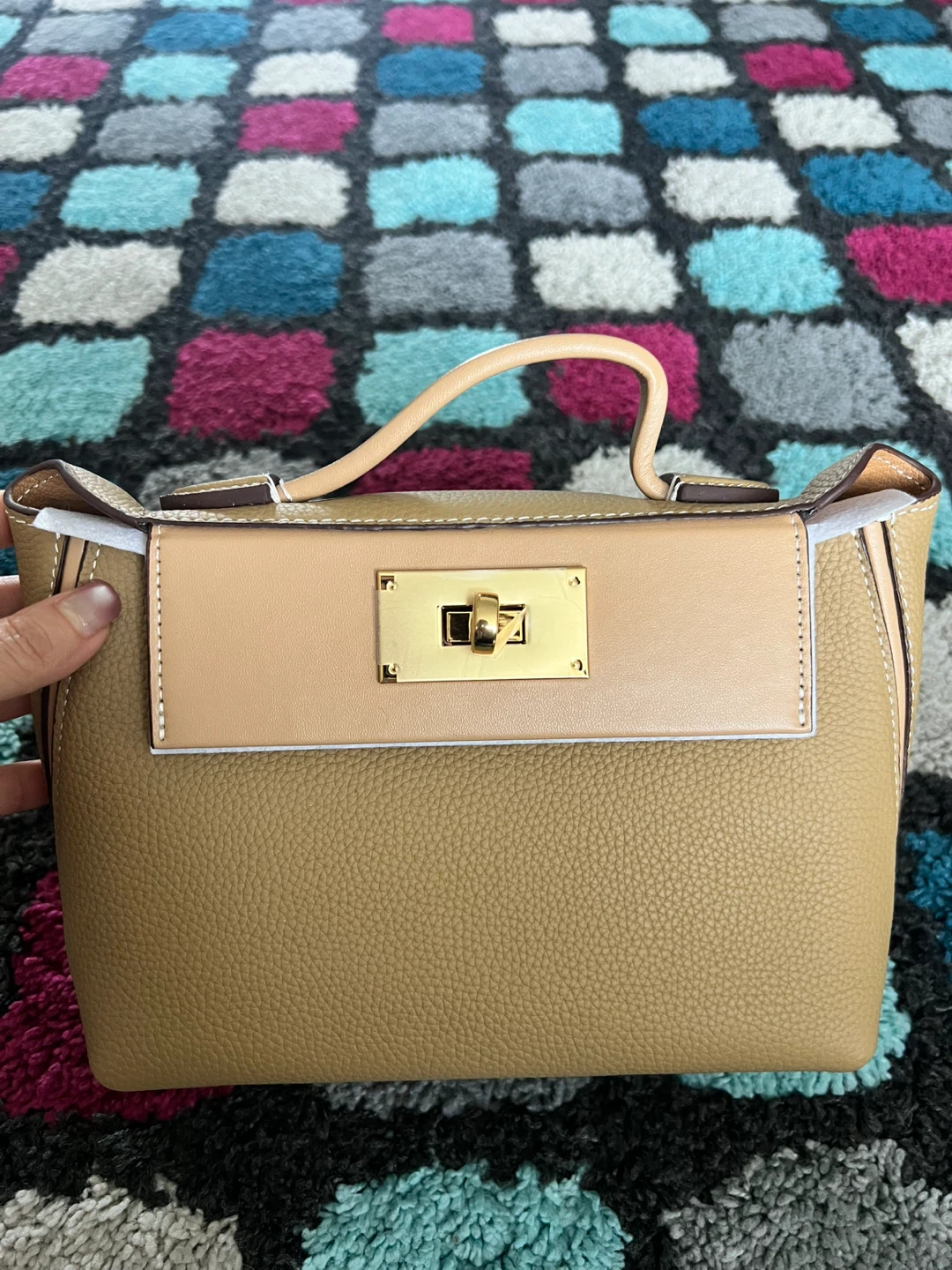 Designer Handbag Set - Tan and White