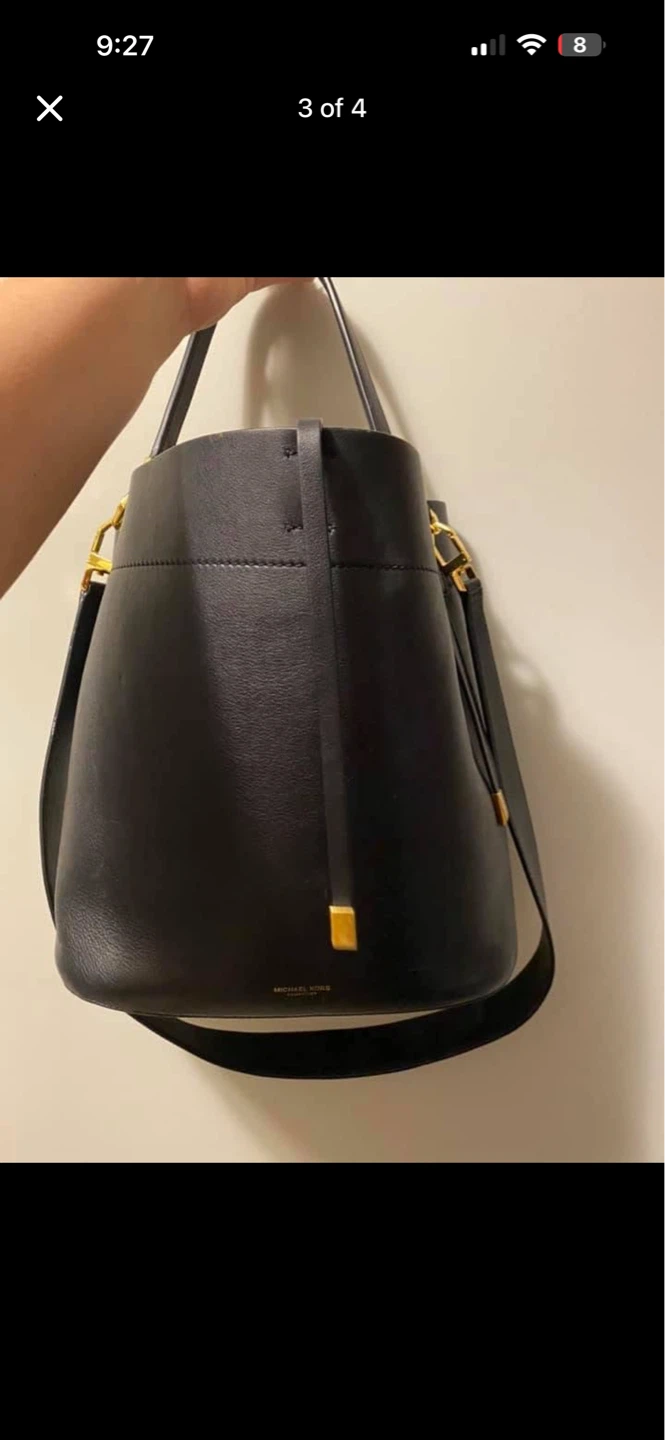 Michael Kors Black Leather Bucket Bag - photo 2