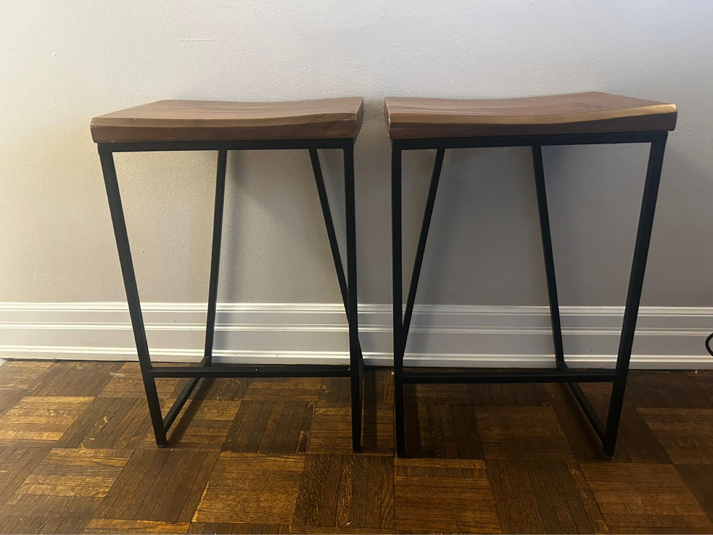 Set of 2 Wooden Bar Stools with Black Metal Legs - photo 2