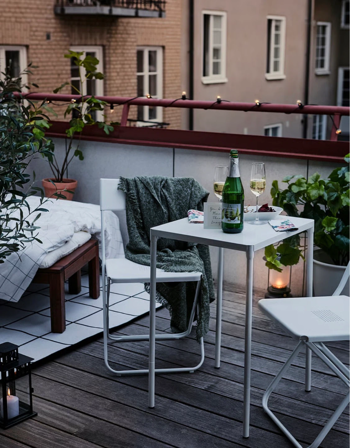 Table - White