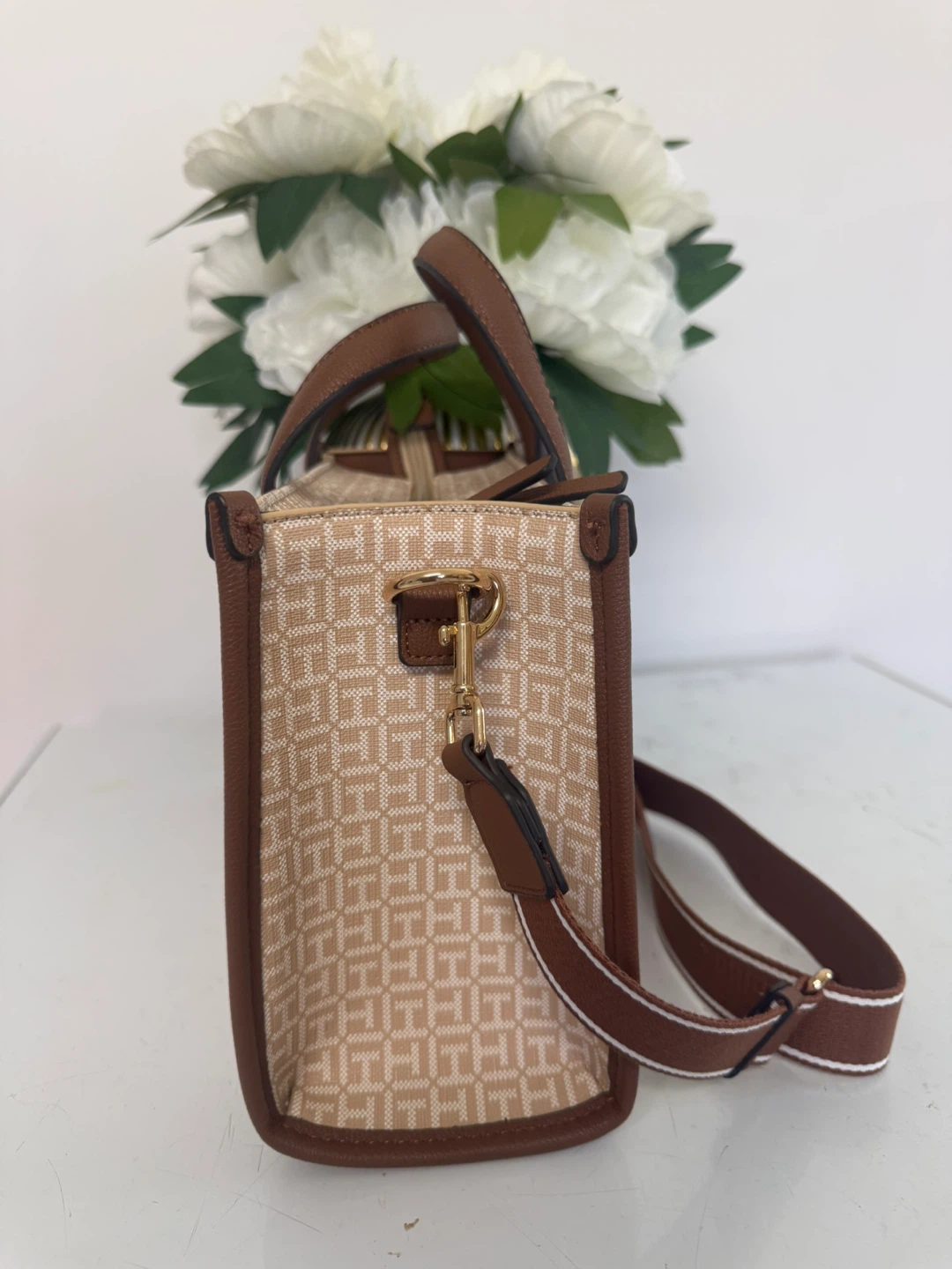 Tommy Hilfiger Monogram Mini Tote Bag - photo 4