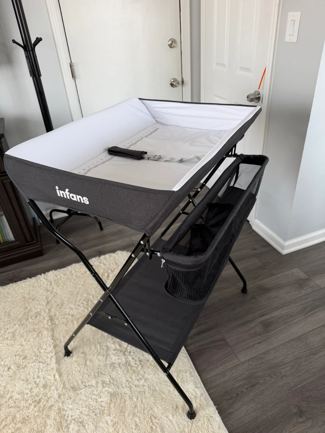 Baby changing table