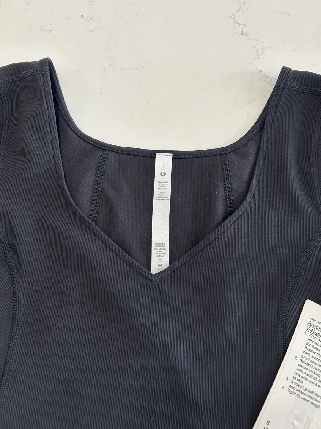 Lululemon Ribbed Contoured V-Neck SS Top Black Size 8 - photo 3