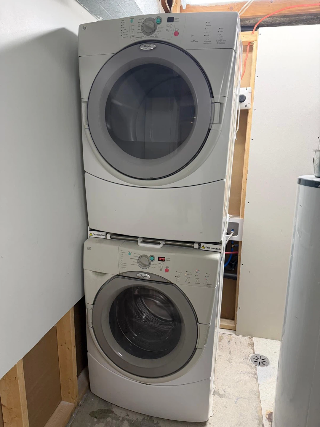 Whirlpool Stackable Washer - photo 3