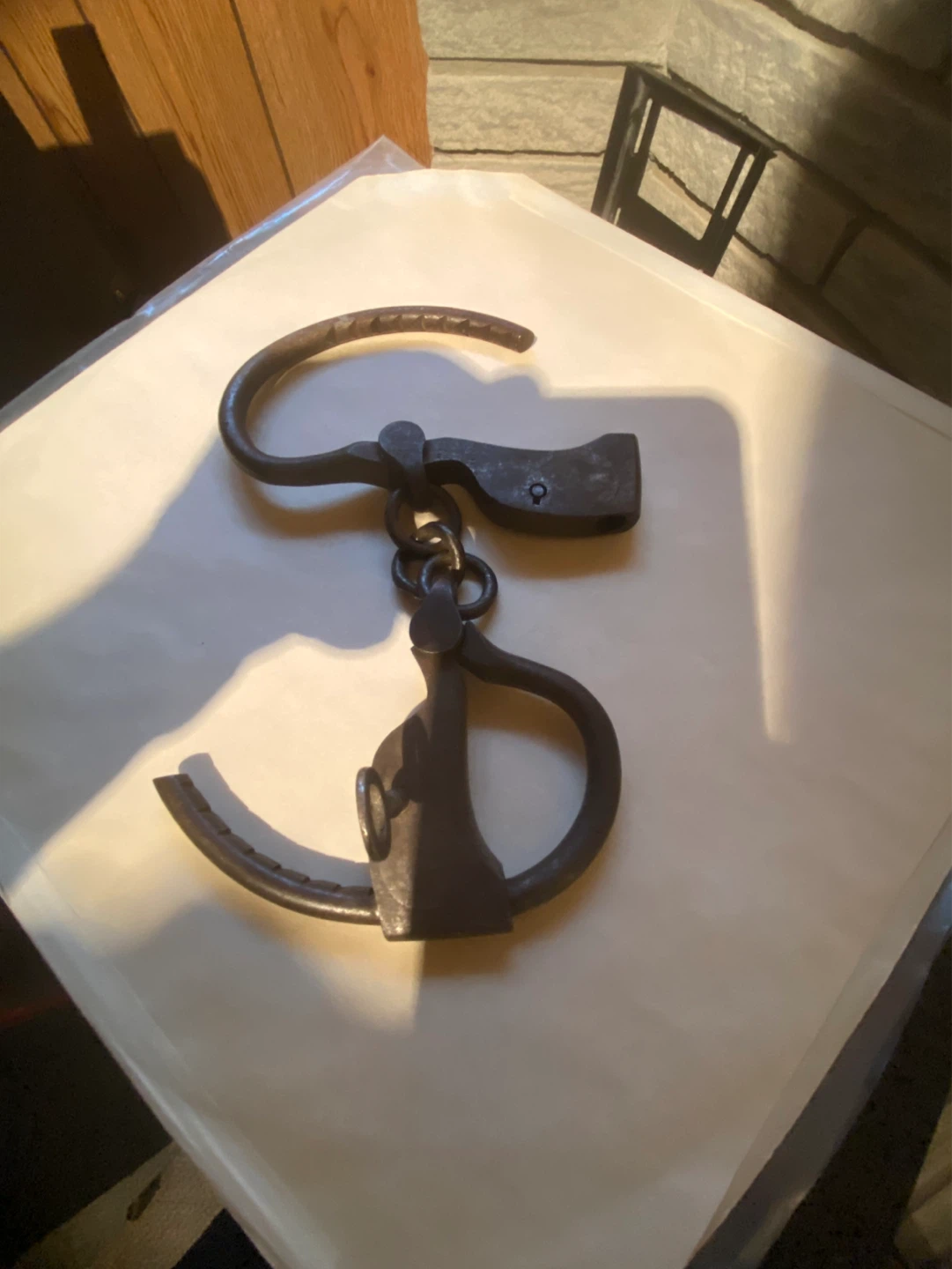 Antique Metal Handcuffs - photo 3