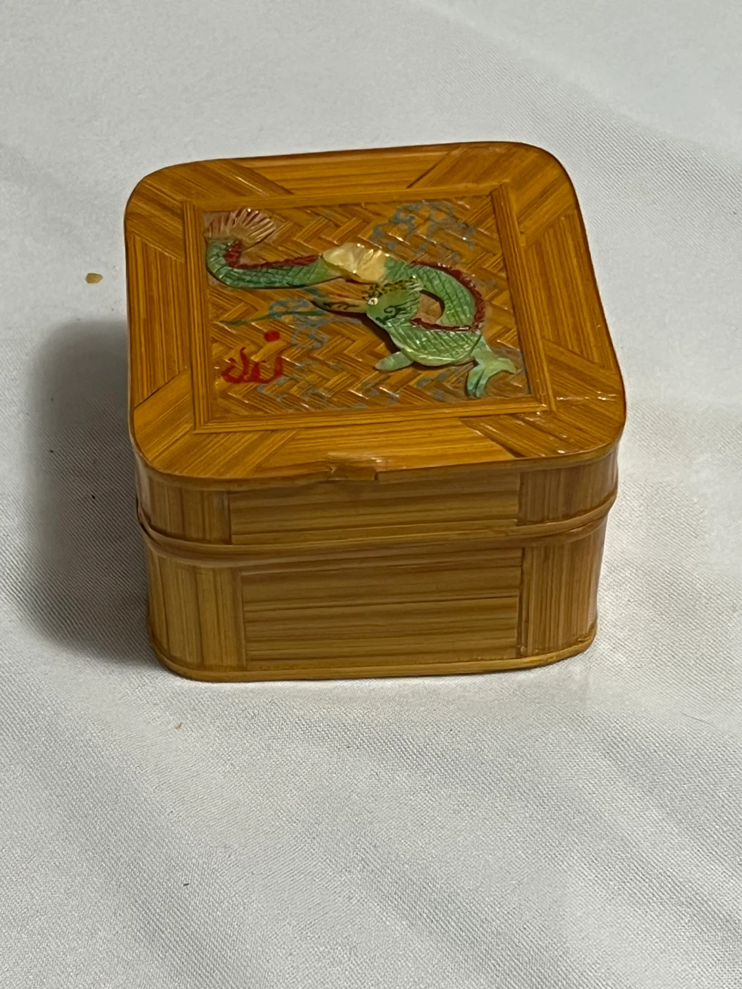 Chinese Bamboo Trinket Box - photo 2