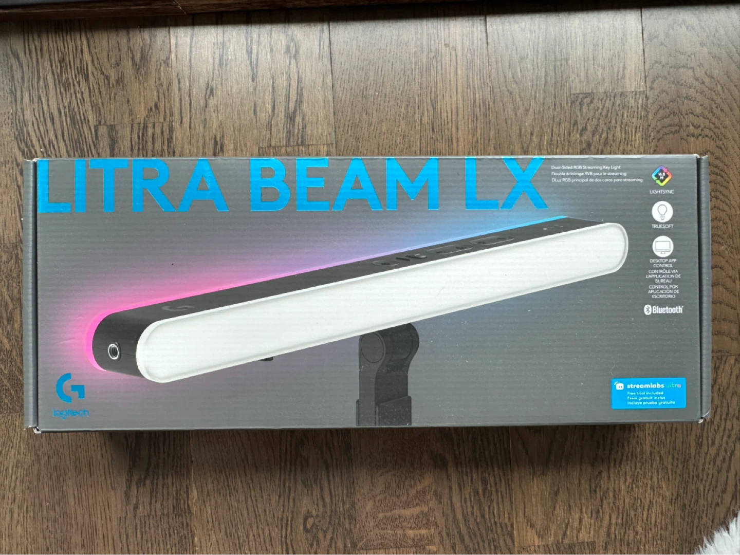 Logitech LITRA BEAM LX Dual-Sided RGB Streaming Key Light