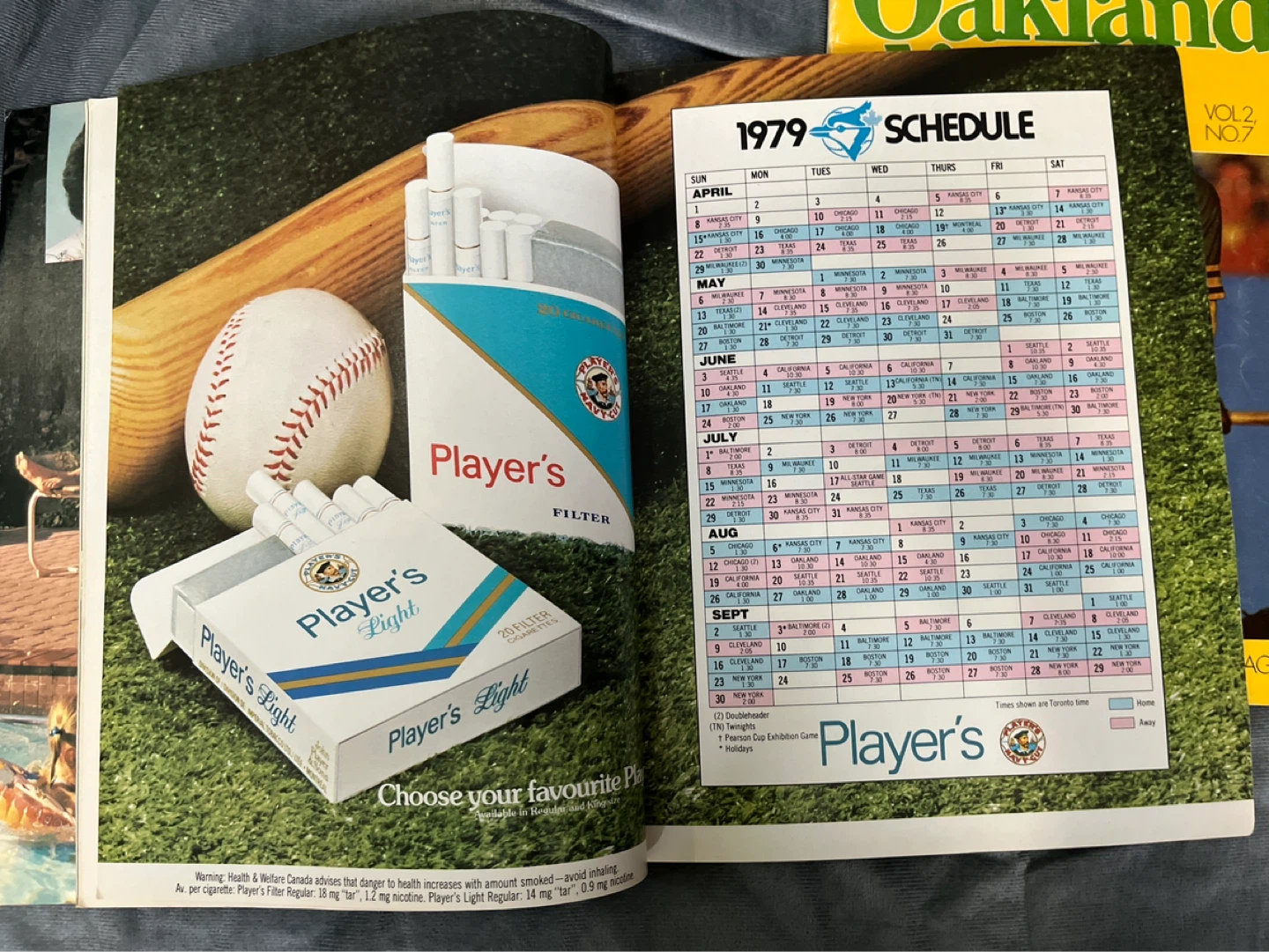 2 x vintage Blue Jays score books 1970s - photo 4