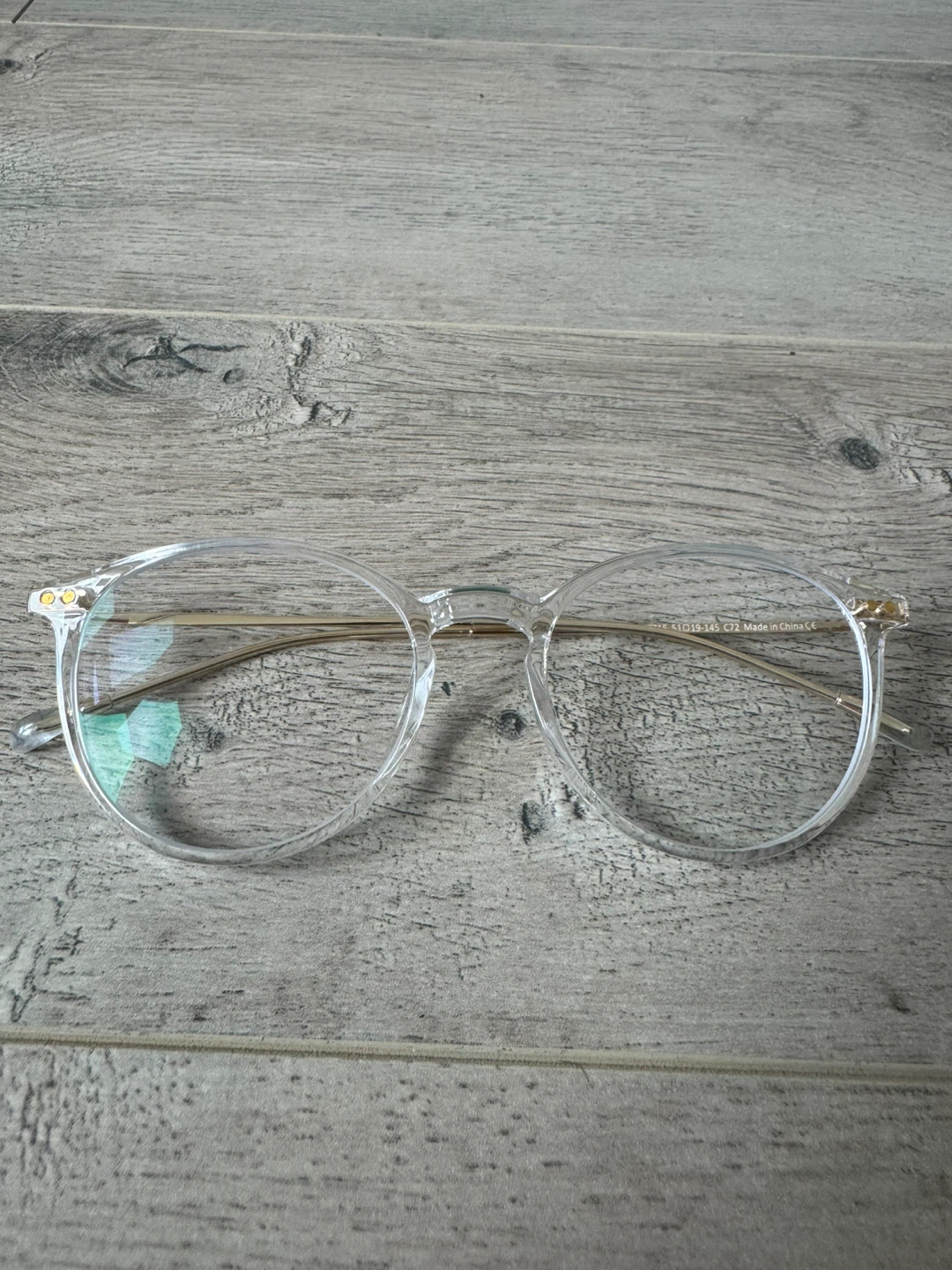 Clear frames glasses with nose pads + blue filter and without