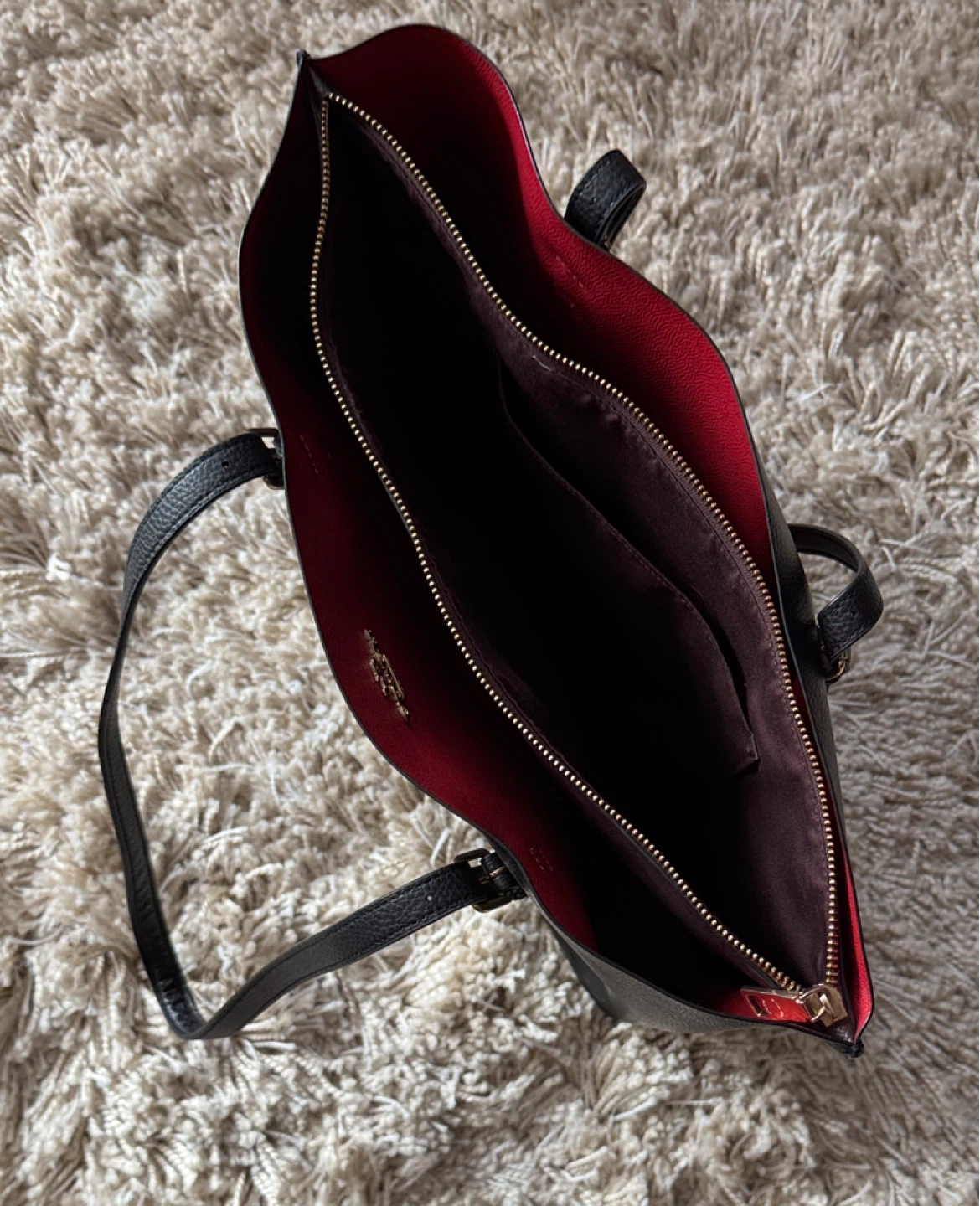 COACH Black Mollie Tote Bag with Red Interior - photo 5