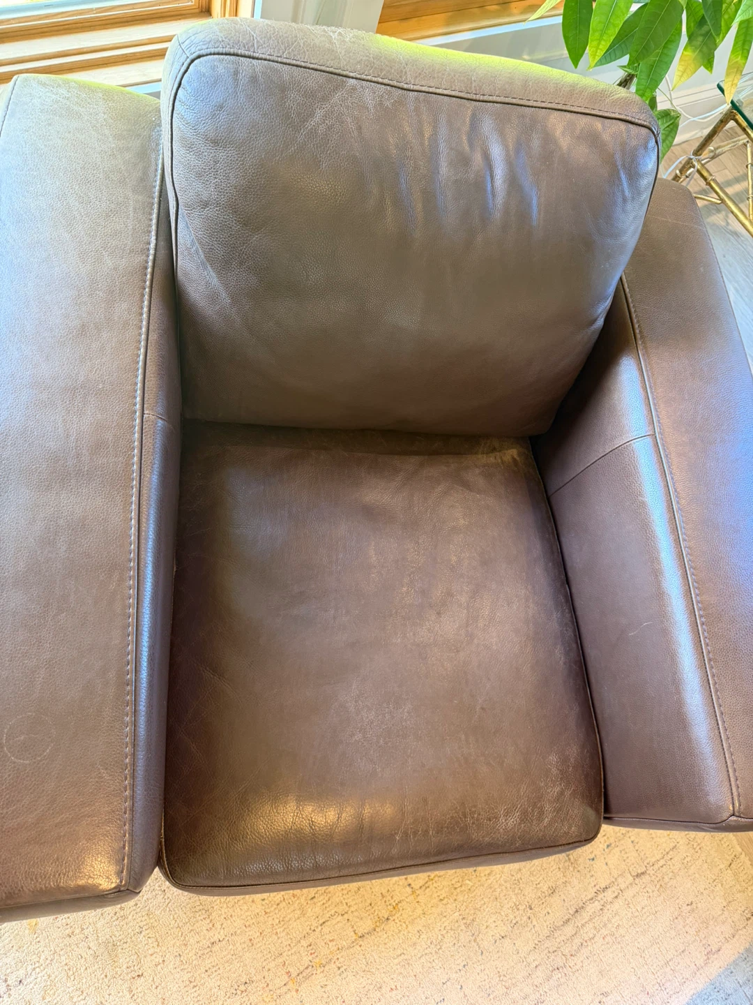 Brown Leather Armchair - photo 4
