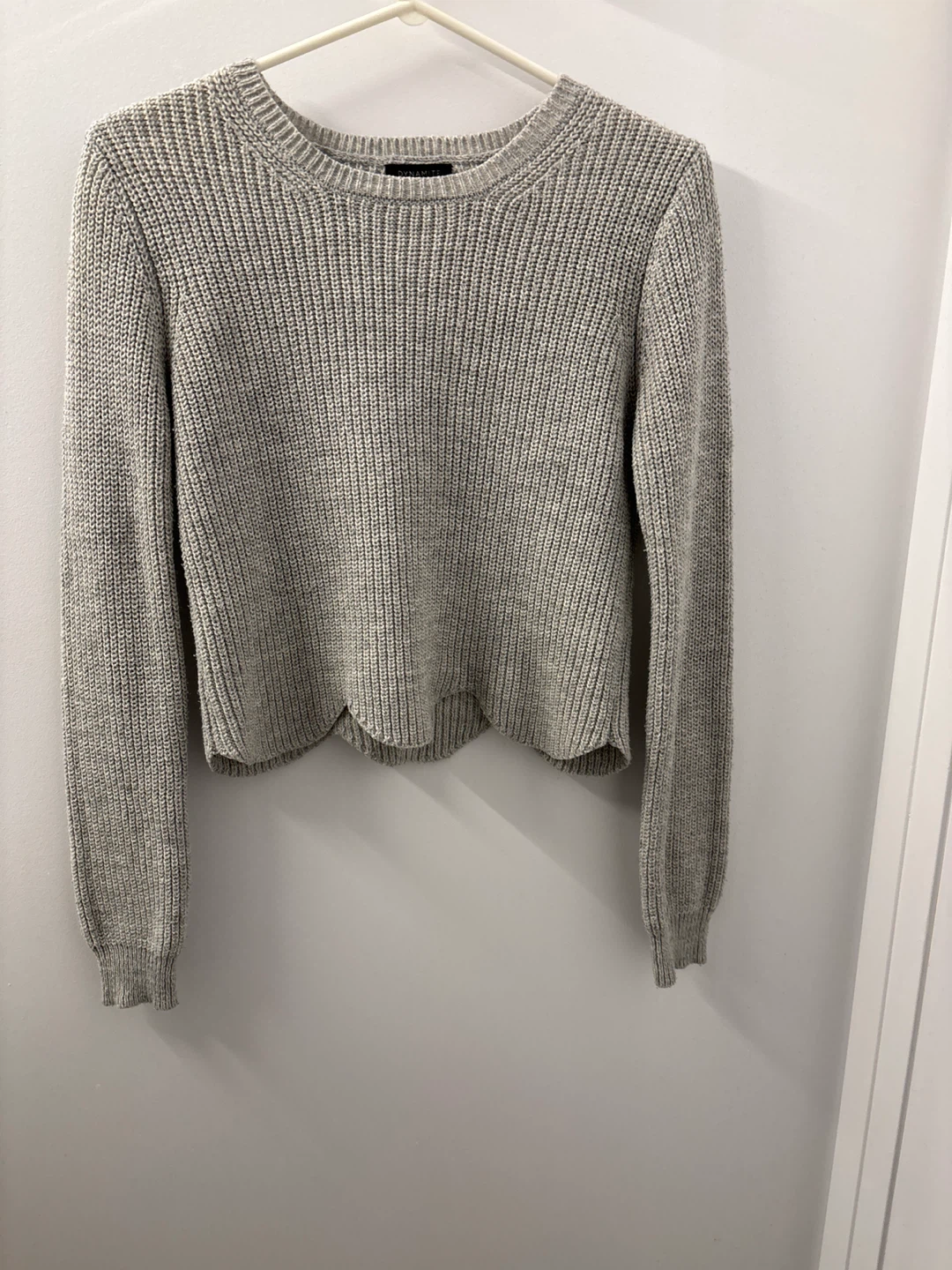 2 club Monaco sweaters 1 Dynamite - photo 3