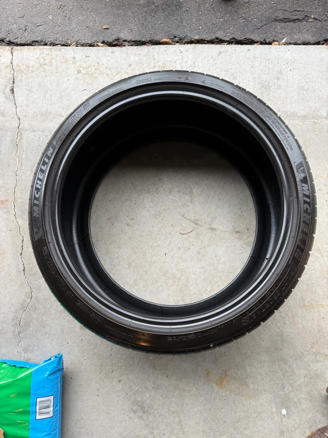 Michelin Pilot Sport 4S Tire 285/30 ZR20