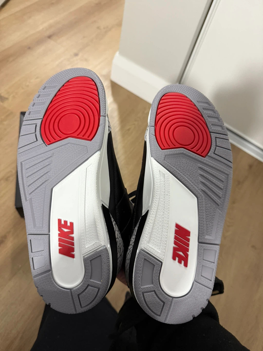 Air Jordan 3 Retro Black/Fire Red-Cement Grey Sneakers - photo 4