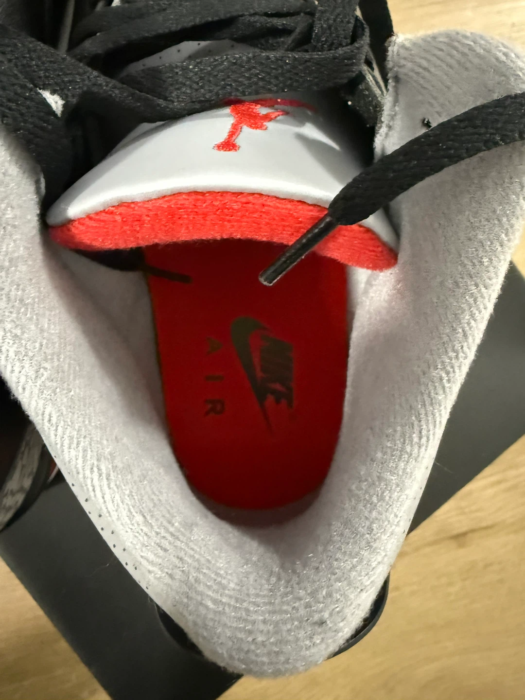 Air Jordan 3 Retro Black/Fire Red-Cement Grey Sneakers - photo 5