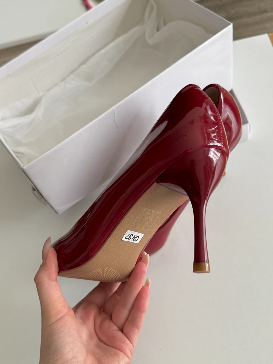 NEW Burgundy Patent Heels - Elegant Pointed Toe - Size 37 - photo 4