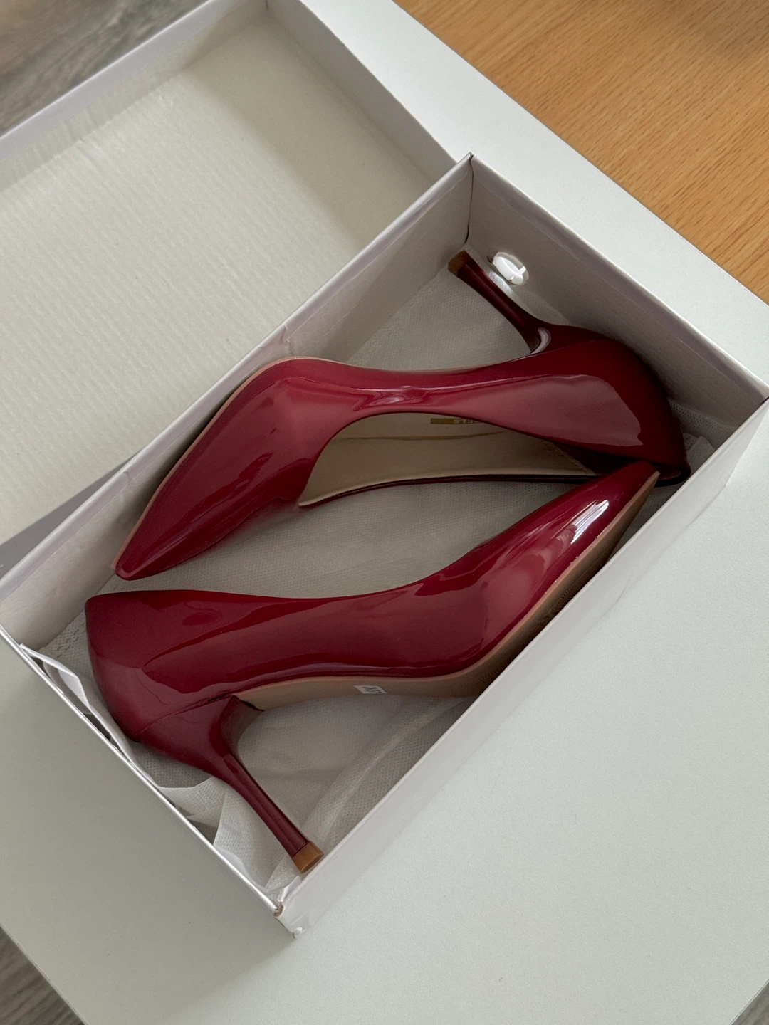 NEW Burgundy Patent Heels - Elegant Pointed Toe - Size 37