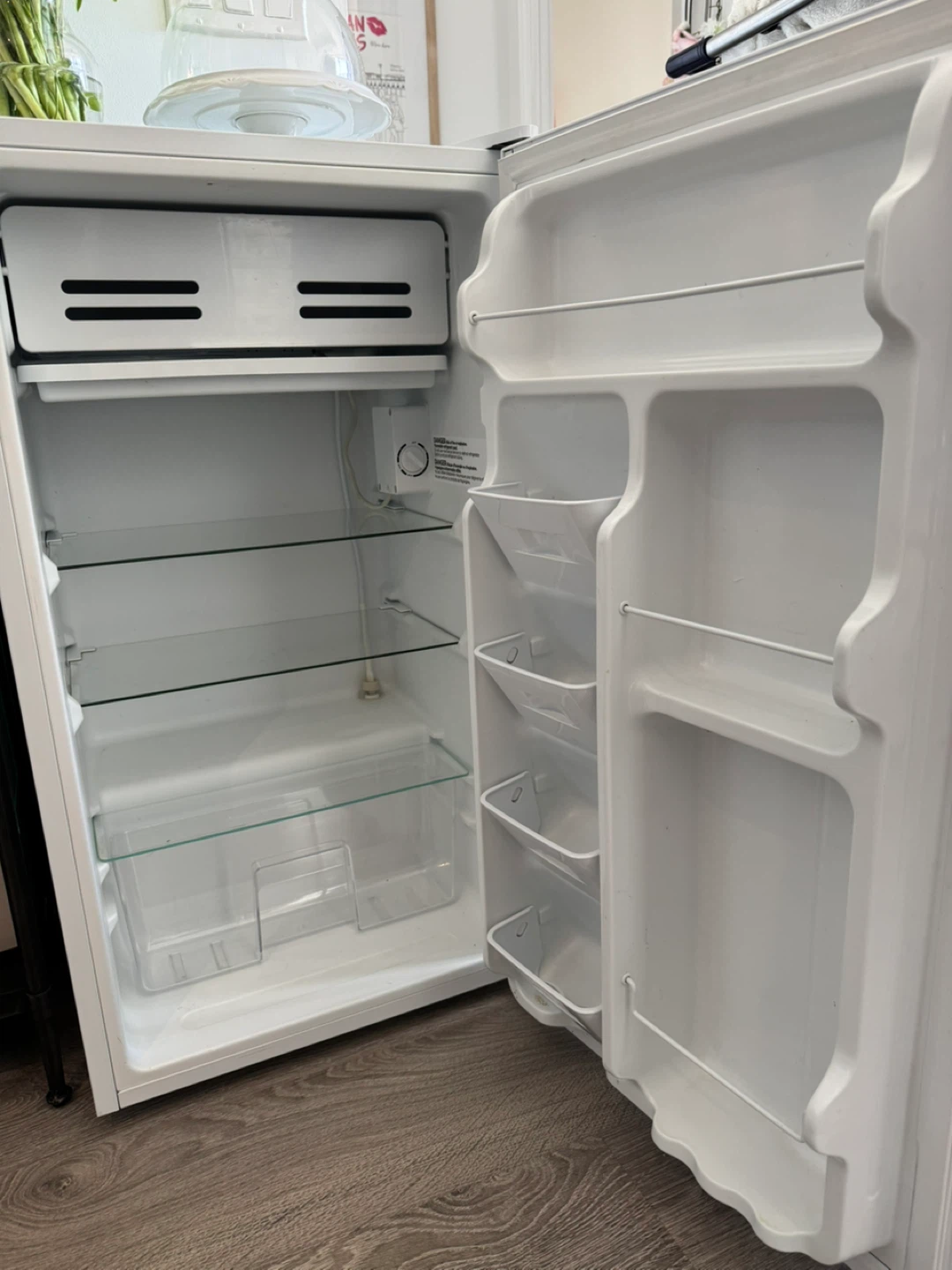Arctic King Mini Fridge - photo 2